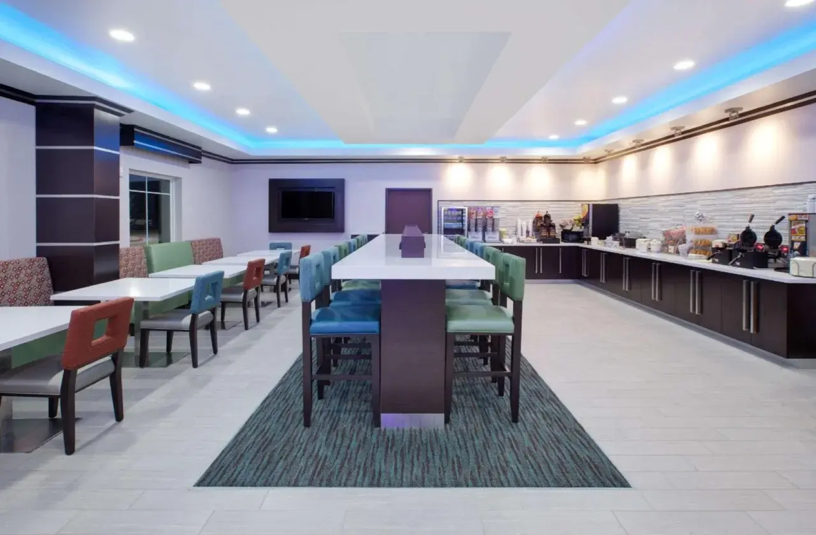 Spark by Hilton Midland South