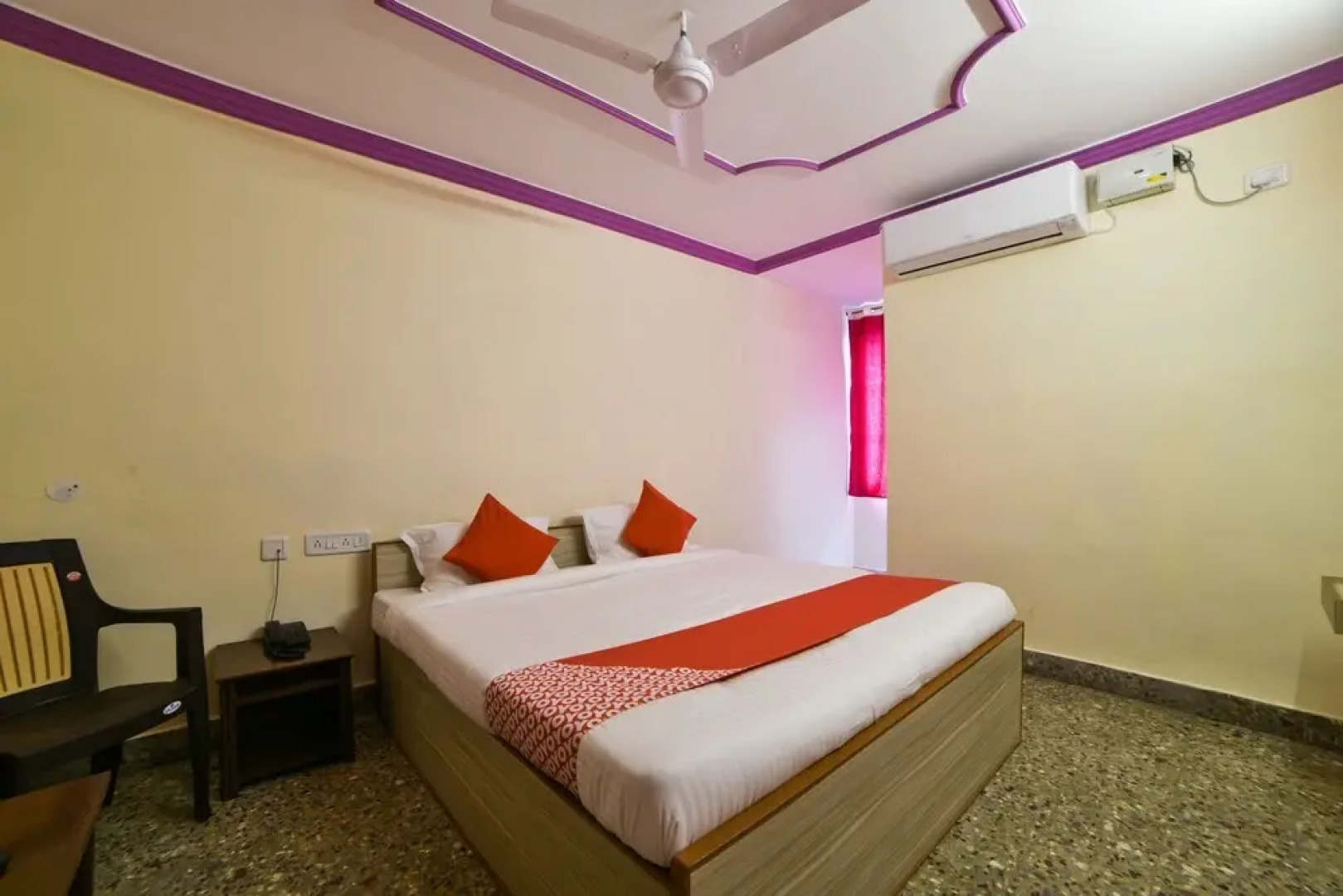 Radika Residency By OYO Rooms