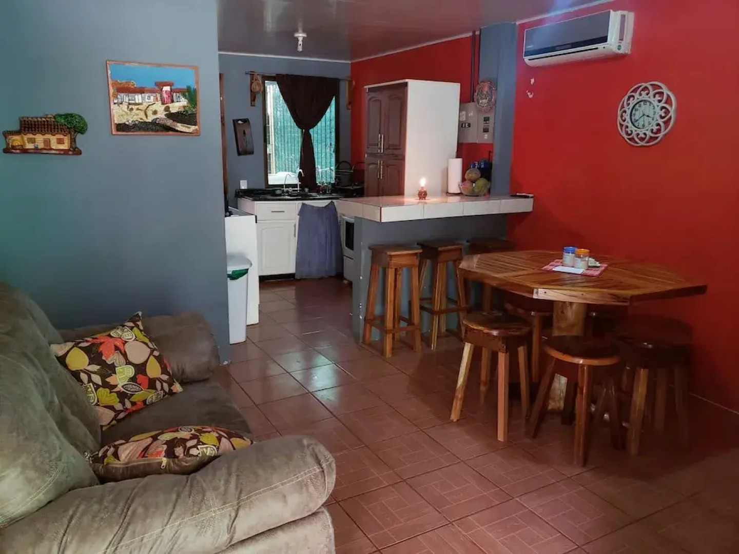 Welcome to House Beach and River