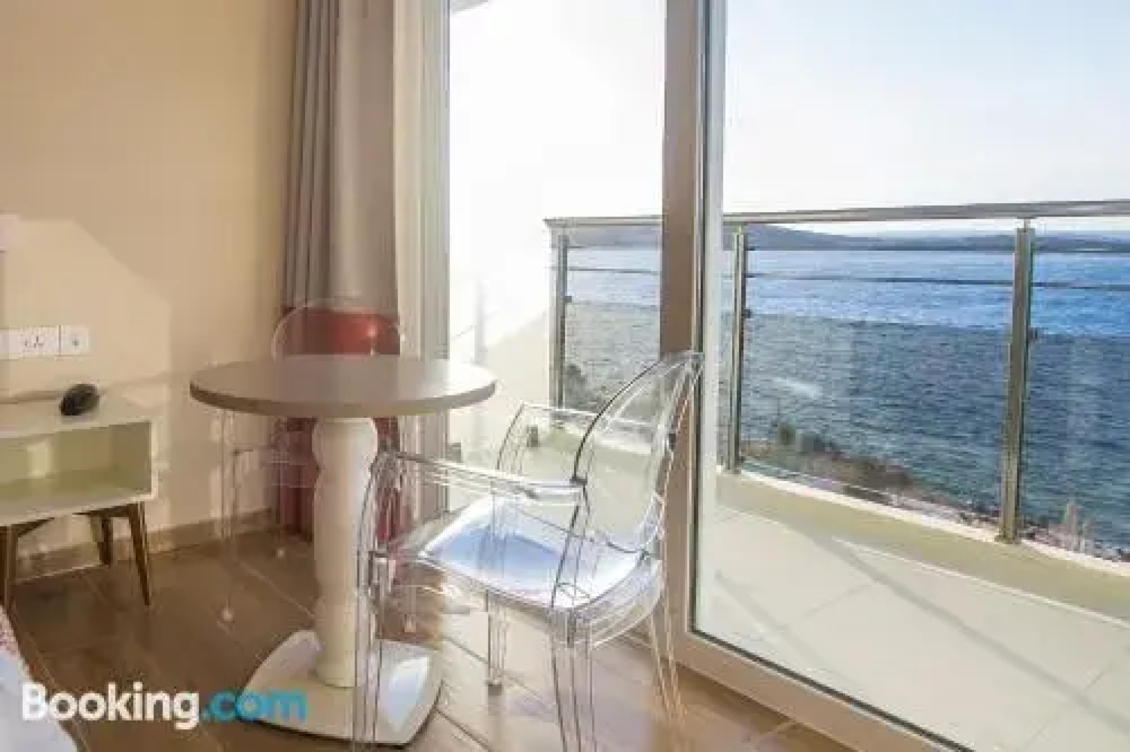 Seaview Hotel