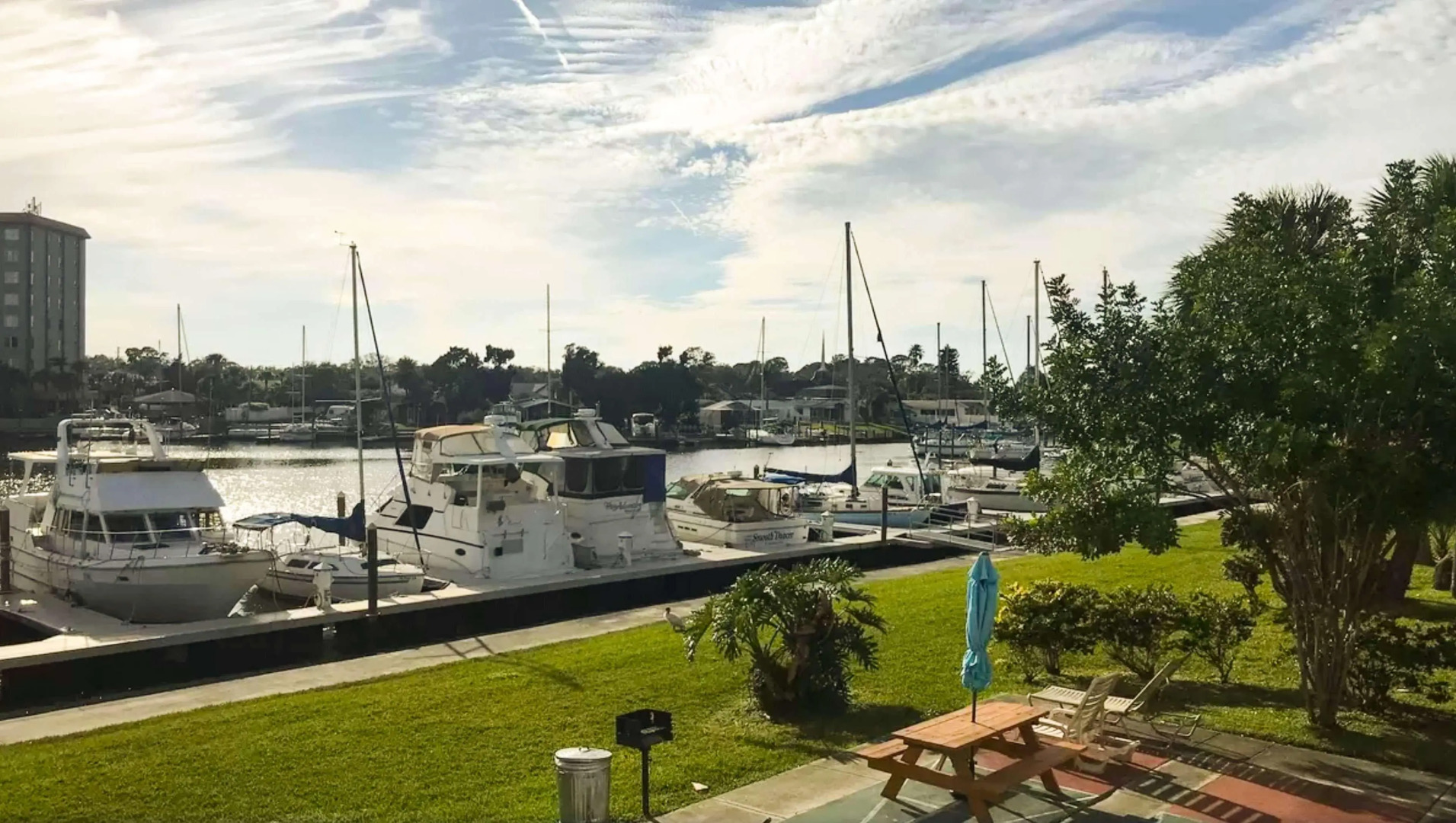 Magnuson Hotel Waterfront Marina New Port Richey