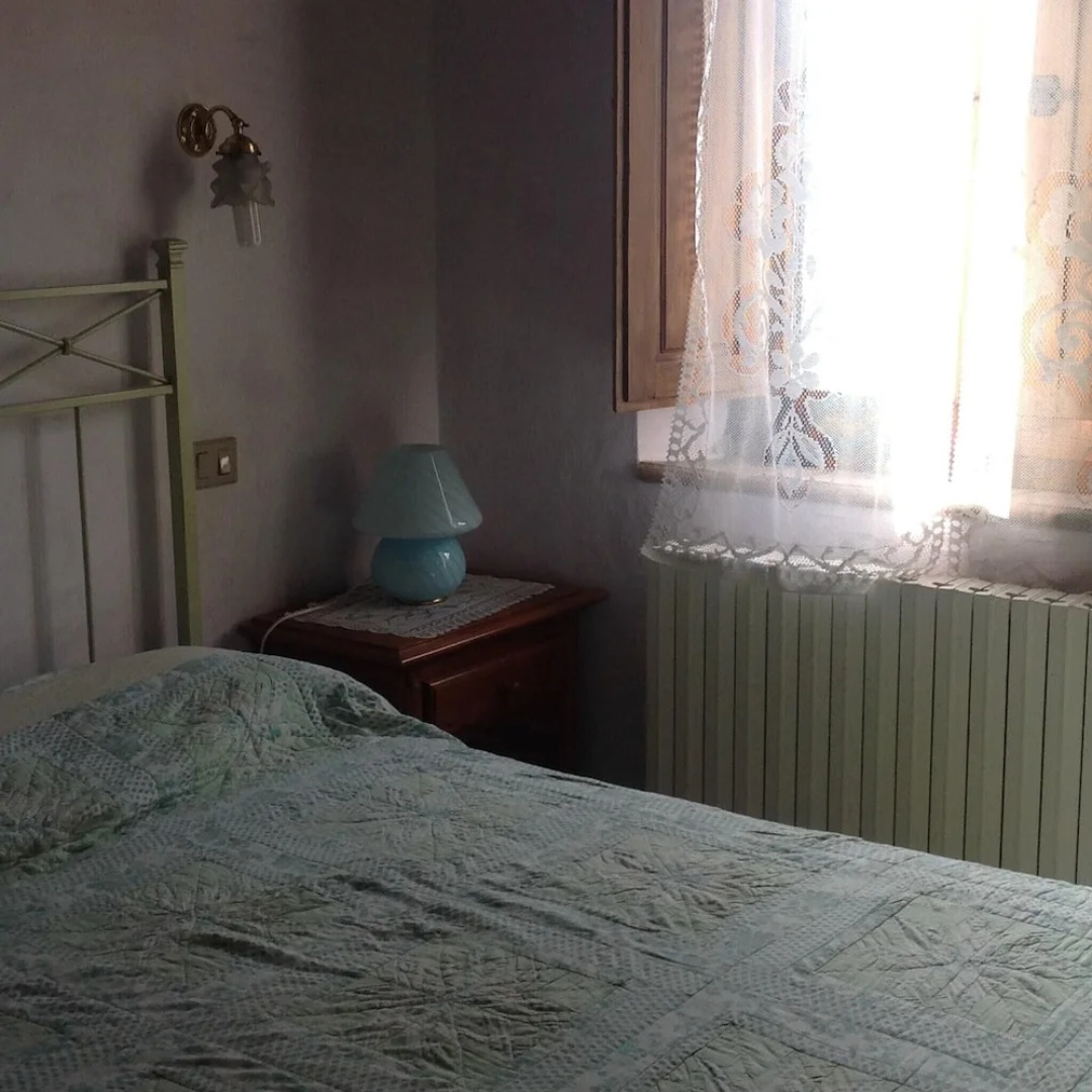 House With 2 Bedrooms in Mensano, With Pool Access and Wifi