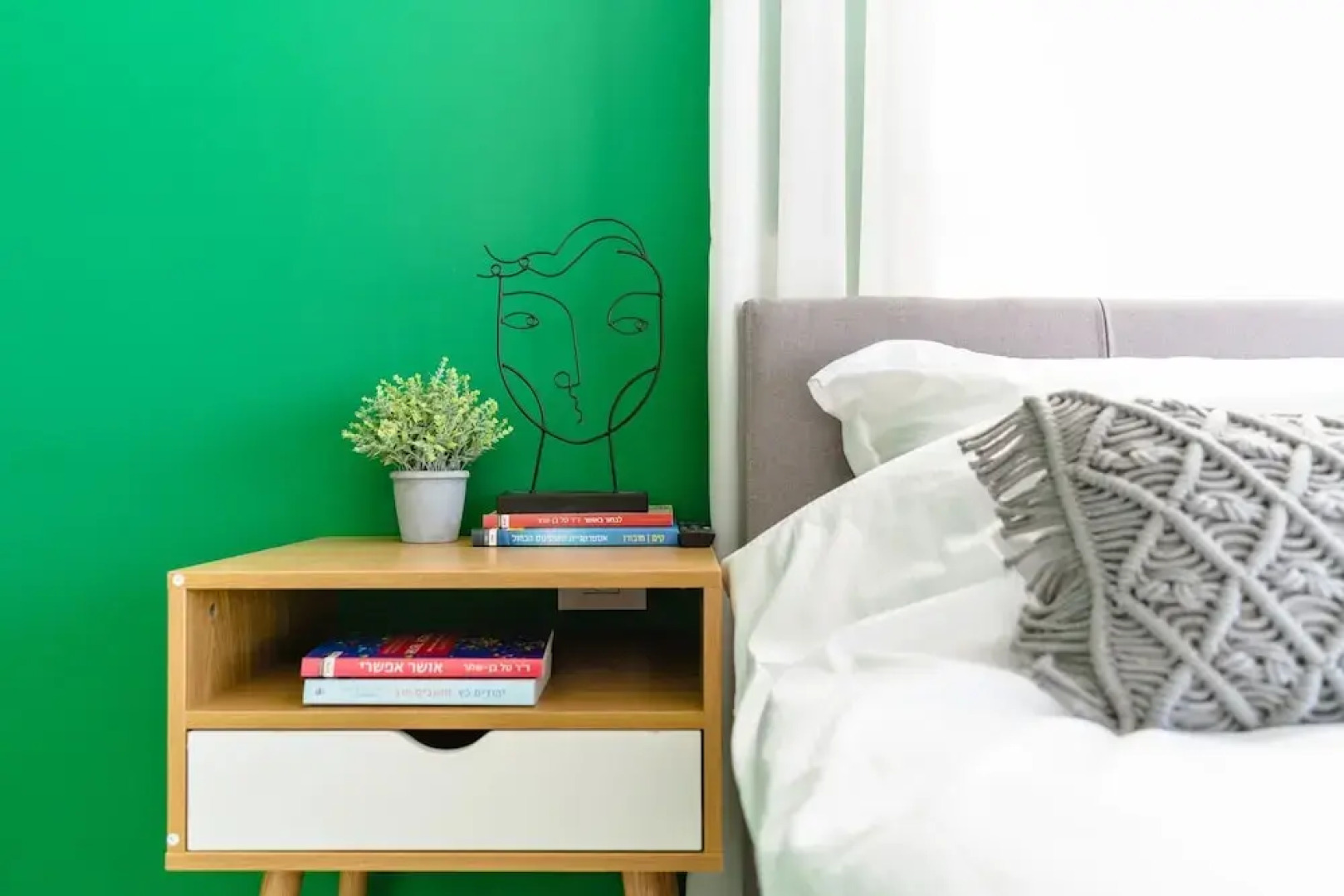 Panoramic Seaview Balcony Escape by Sea N Rent