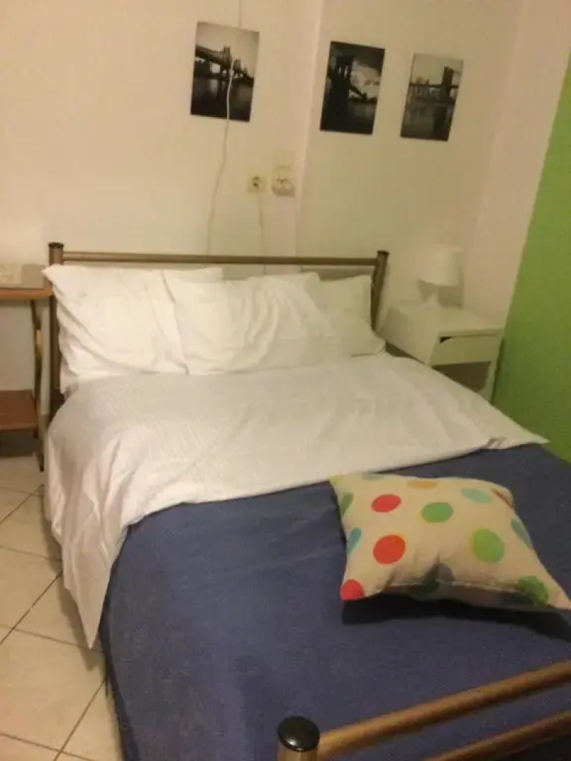 Marias rooms chantzara spyropoulos family apart 50 sqm 2studios sea view far 50 m harbour , heart city, flats to let