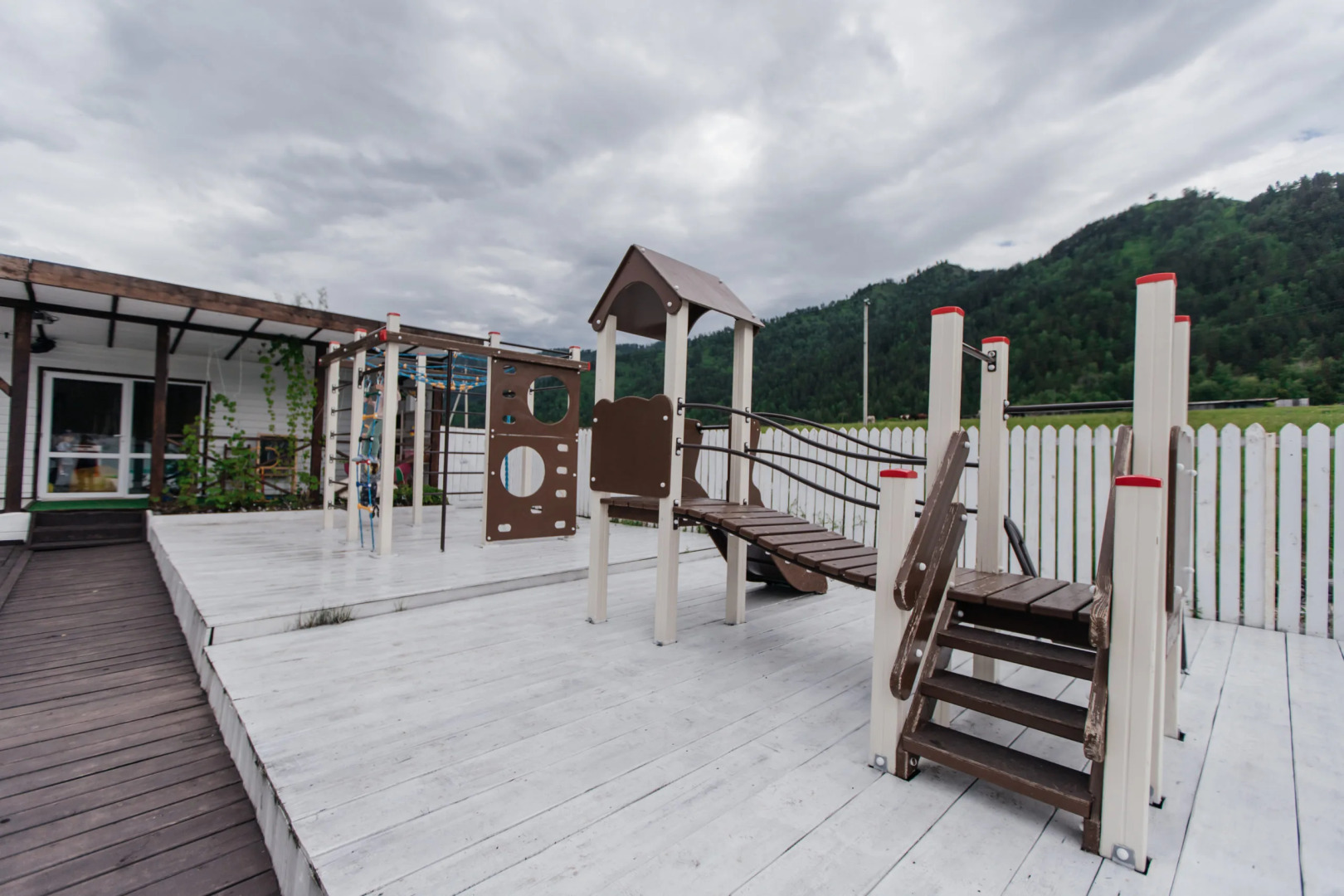 Usad'Ba Yartsevyih Guest House