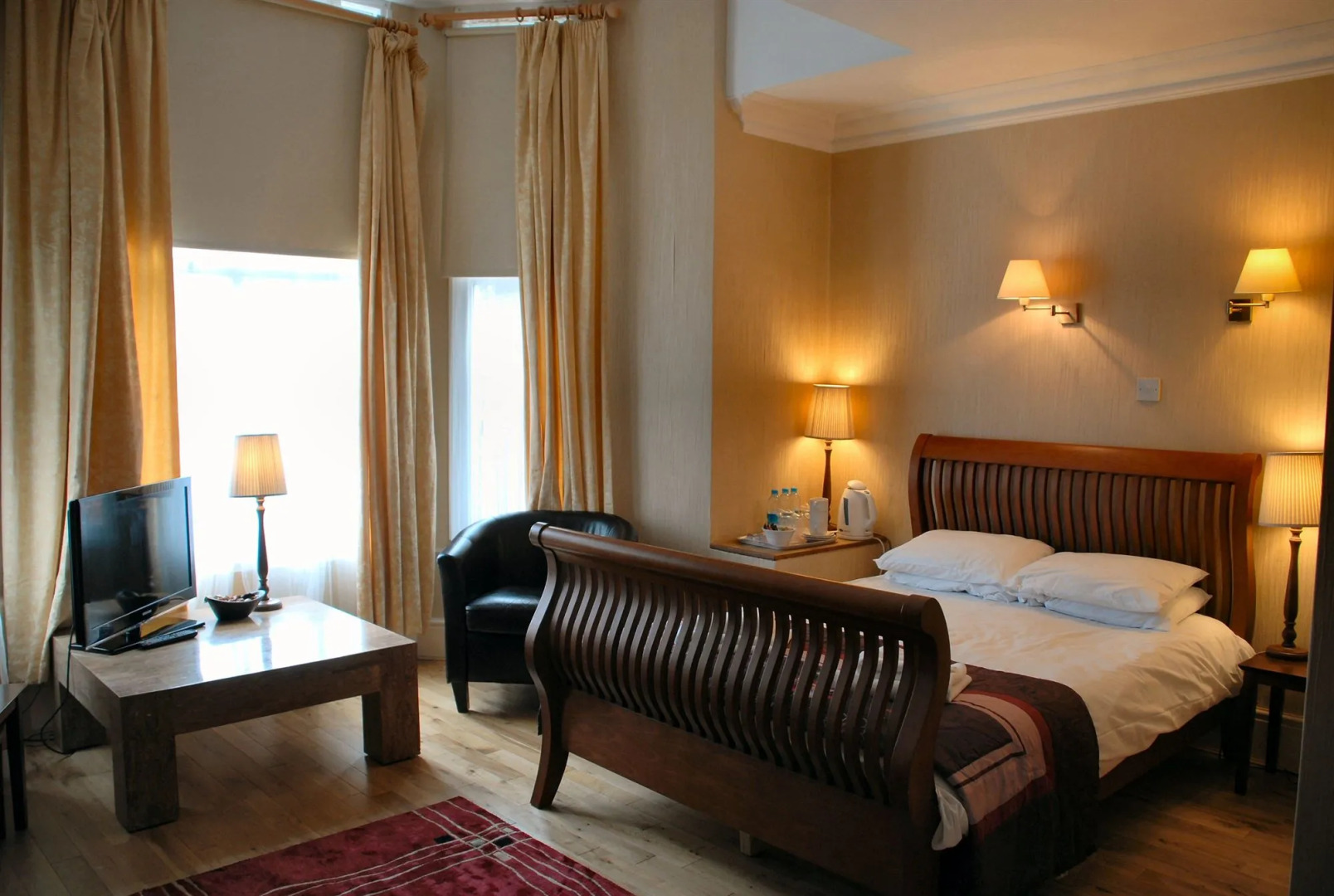 Beech Mount Hotel - Free Parking