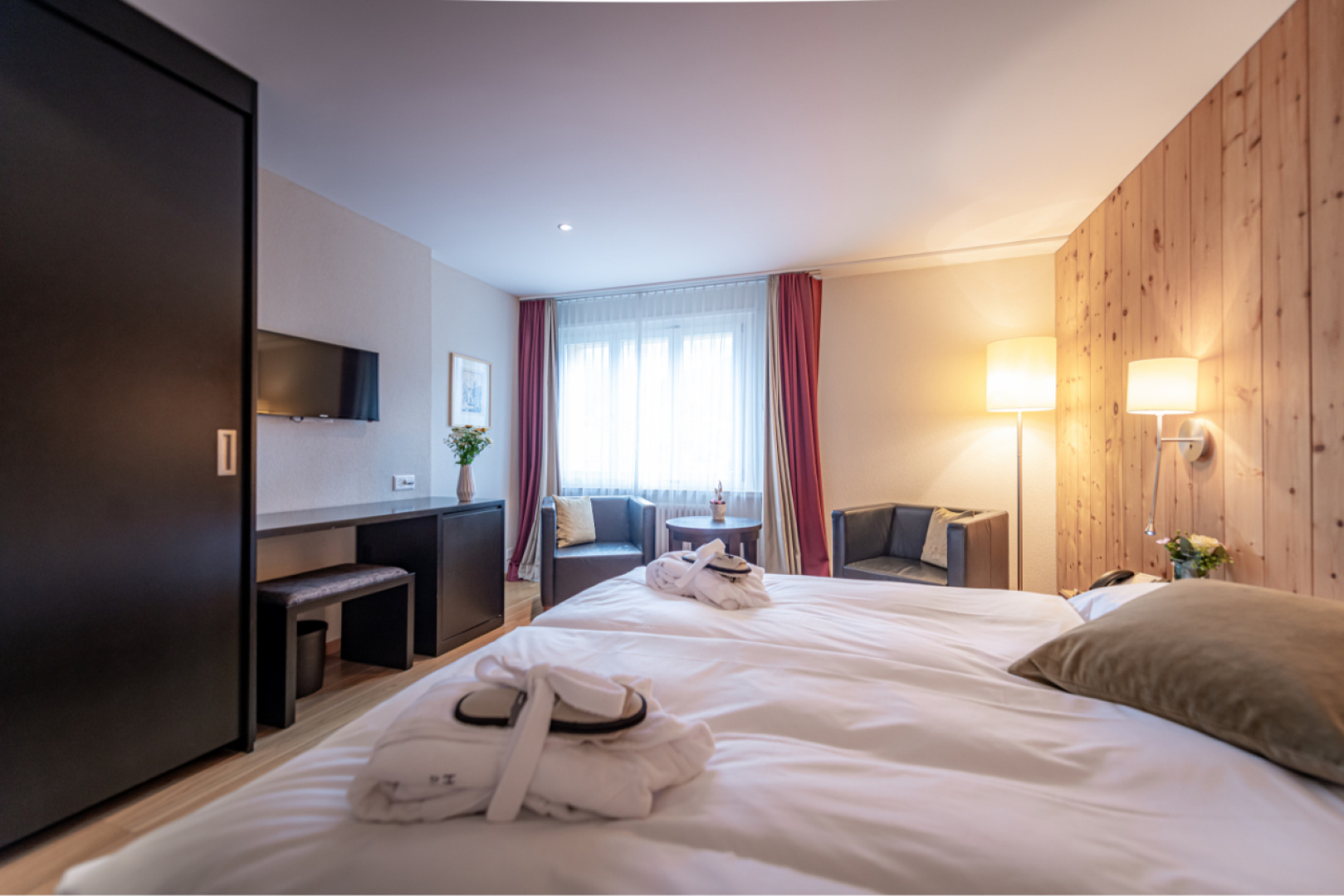 Adula Hotel