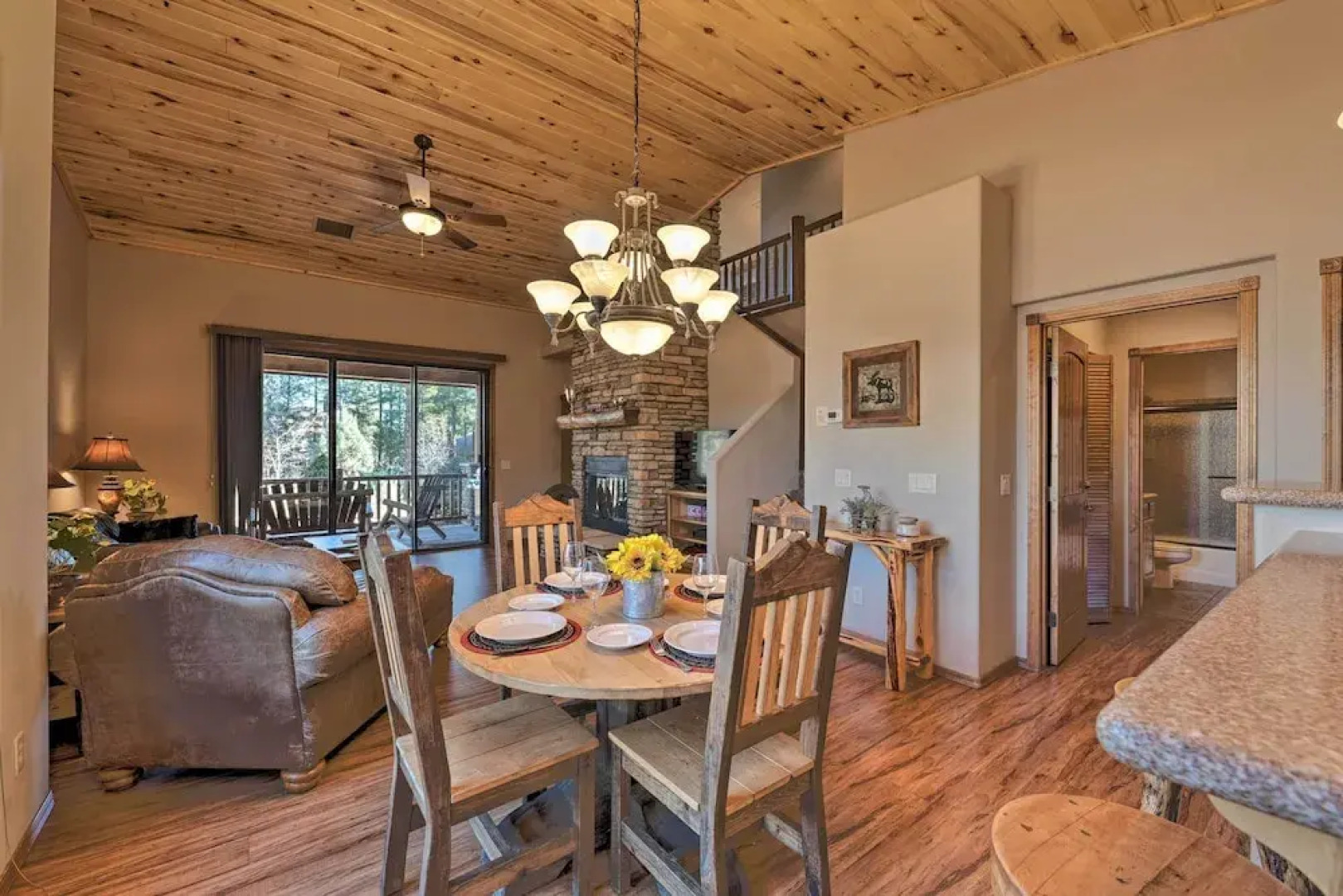 Spacious & Lovely Getaway w/ Deck in Show Low!