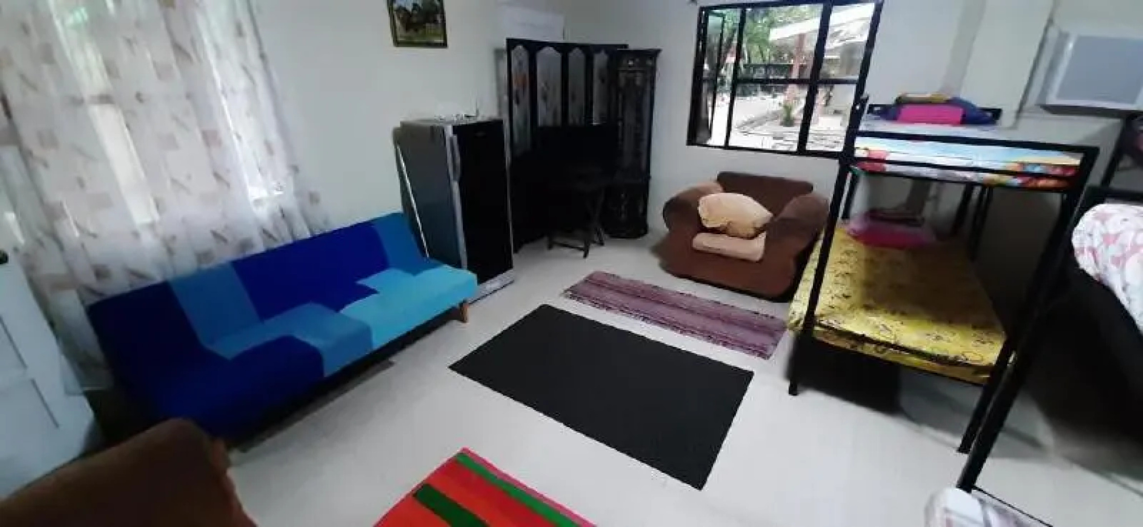 RedDoorz Hostel @ Ragsak Kamp Beach Resort