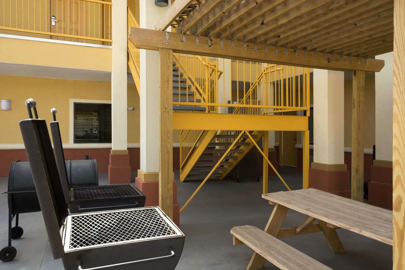 Horizon Inn & Suites - Pearsall