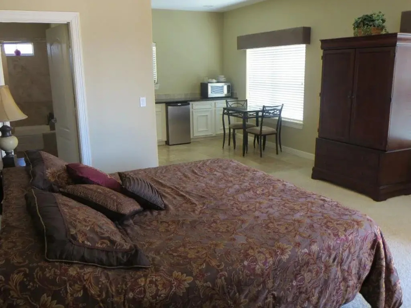 Sunset Harbor Resort