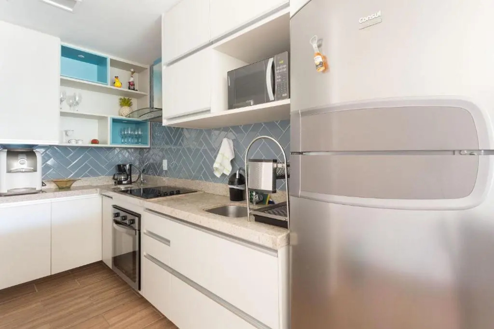 LUXO E CONFORTO EM MURO ALTO LA FLEUR POLINéSIA