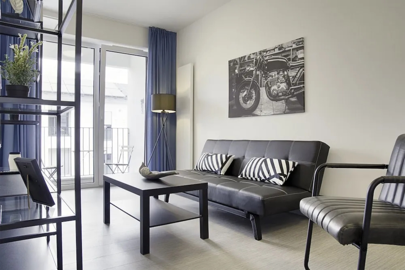 Prime Apartments and Rooms