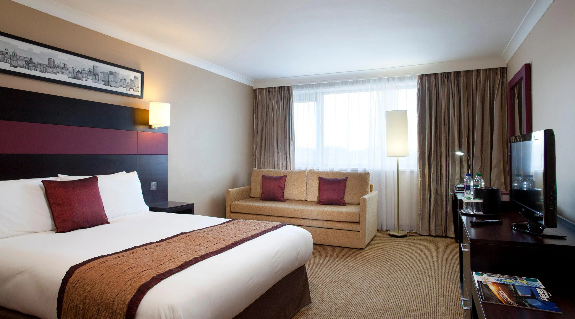 Crowne Plaza Manchester Airport by IHG