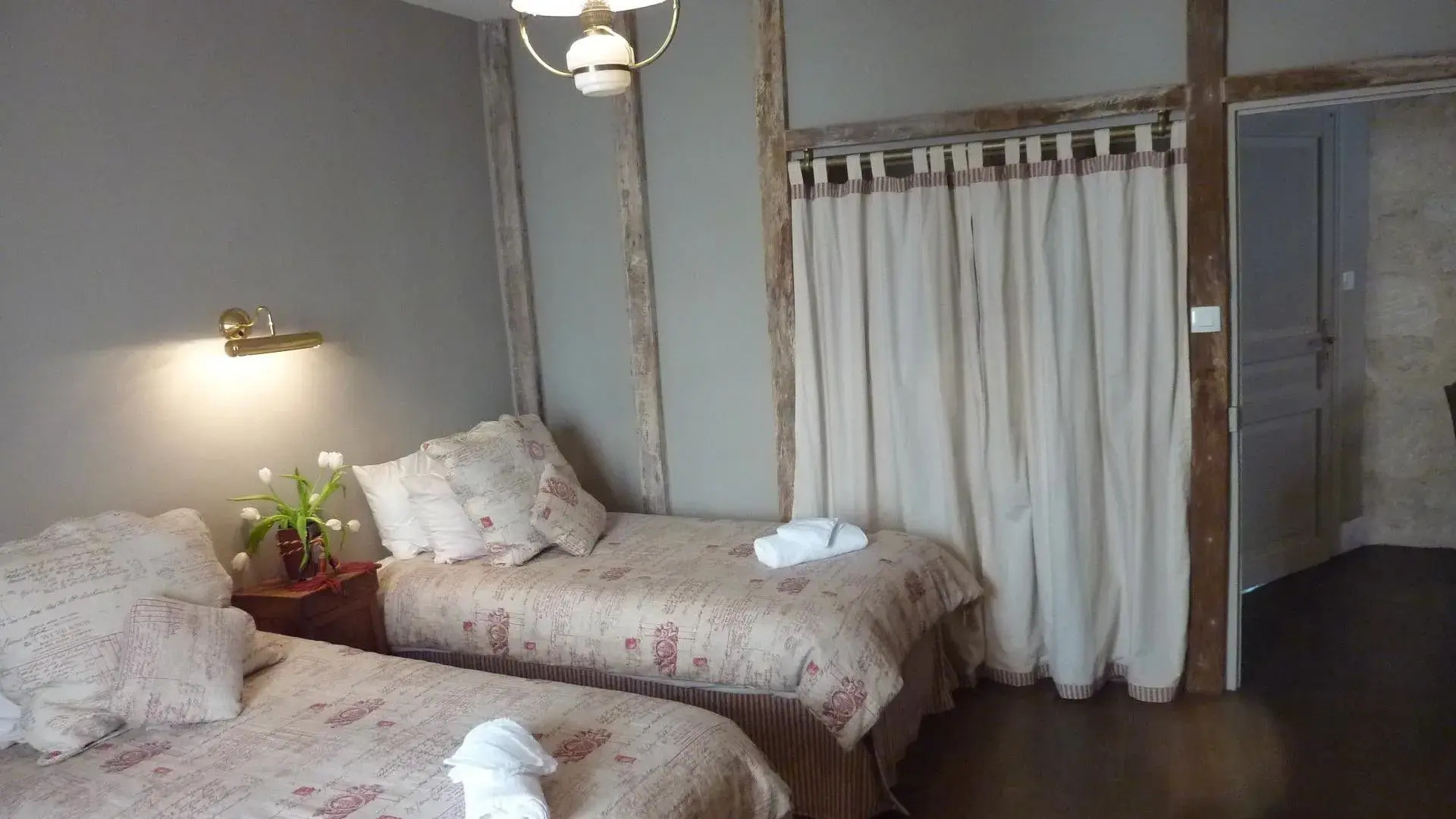 Le Logis Bed and Breakfast