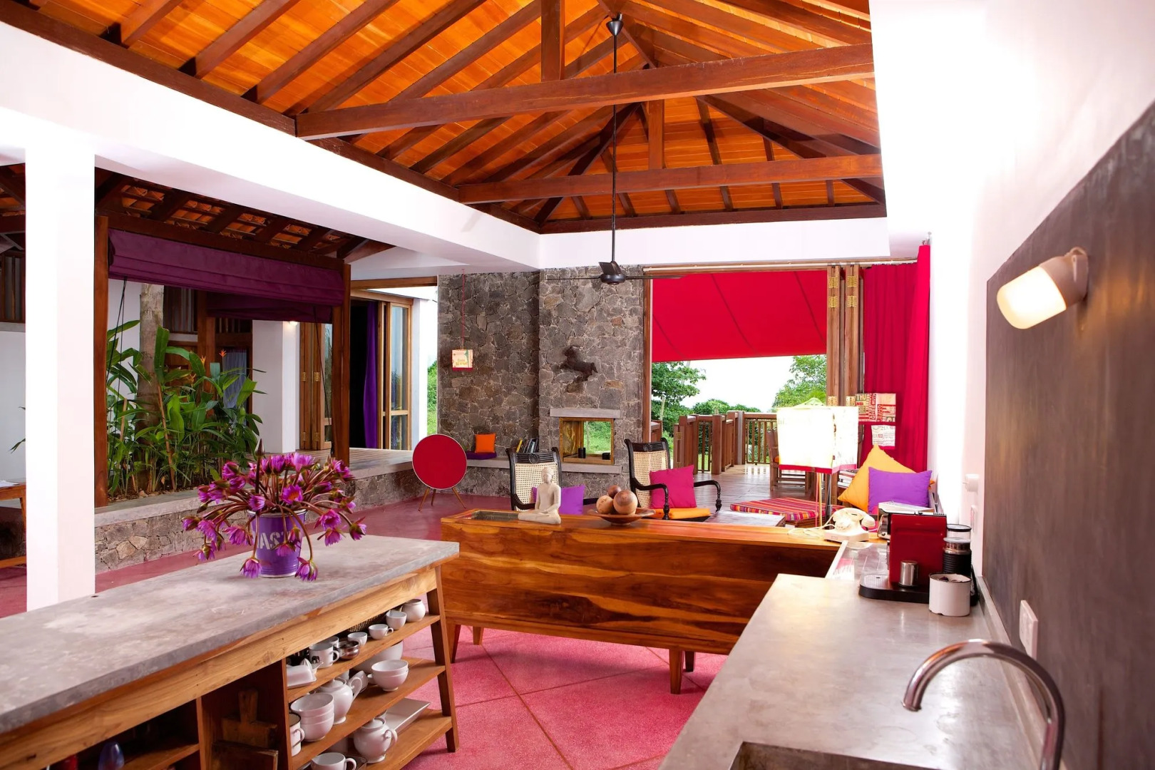 UTMT Underneath the Mango Tree Beach & Spa