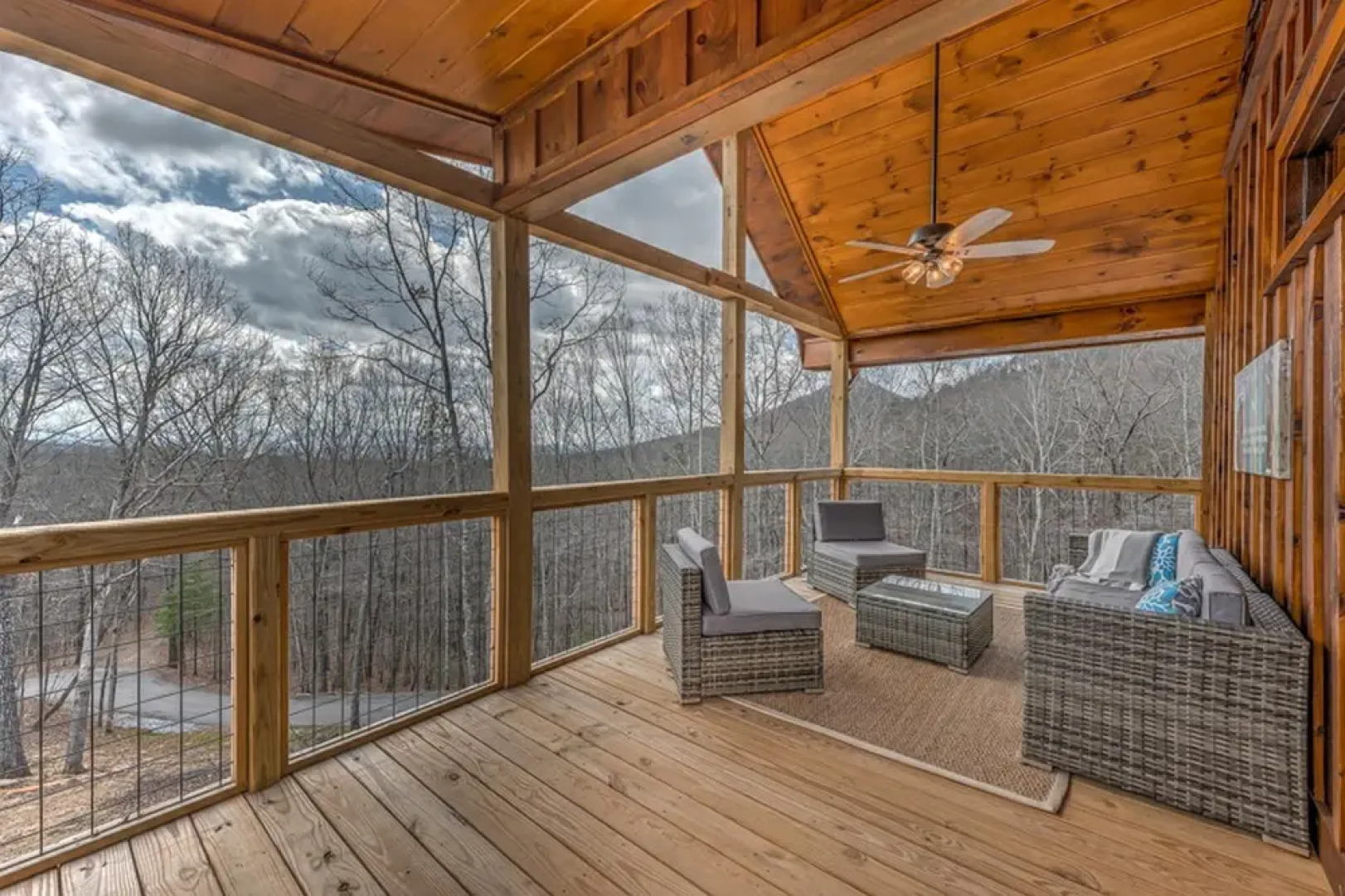 Blue Moon Lodge by Escape to Blue Ridge