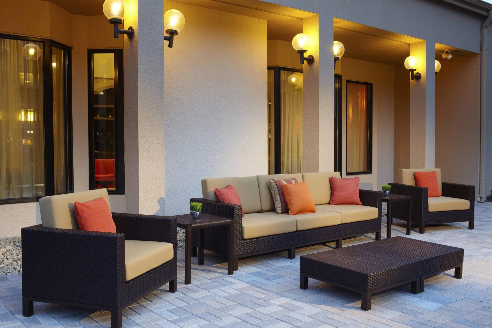 Spark by Hiton Bettendorf Quad Cities