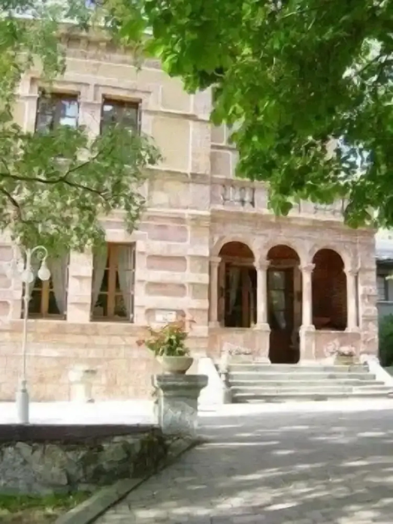 Relais Saint Roch Rest. La Petite Maison