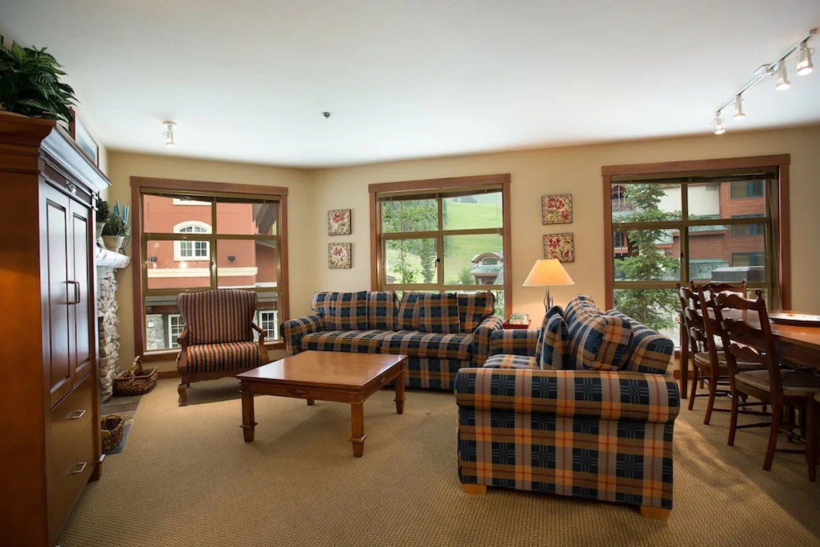 3221 - Three Bedroom Standard Powderhorn Lodge 3 Condo by RedAwning