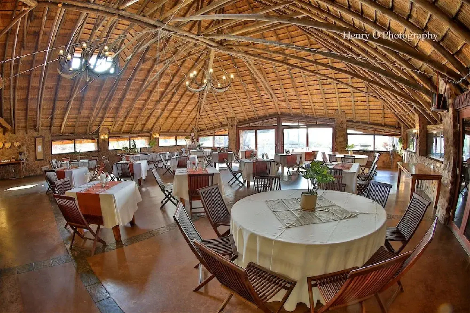 Mangwa Valley Game Lodge & Spa