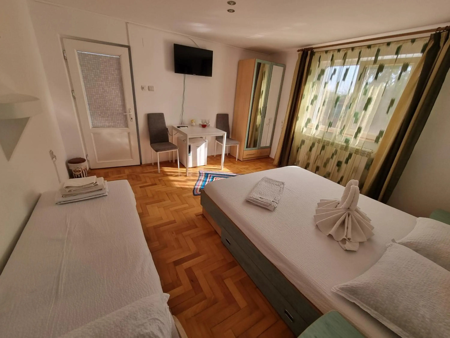 Casa cu Trandafiri Murighiol