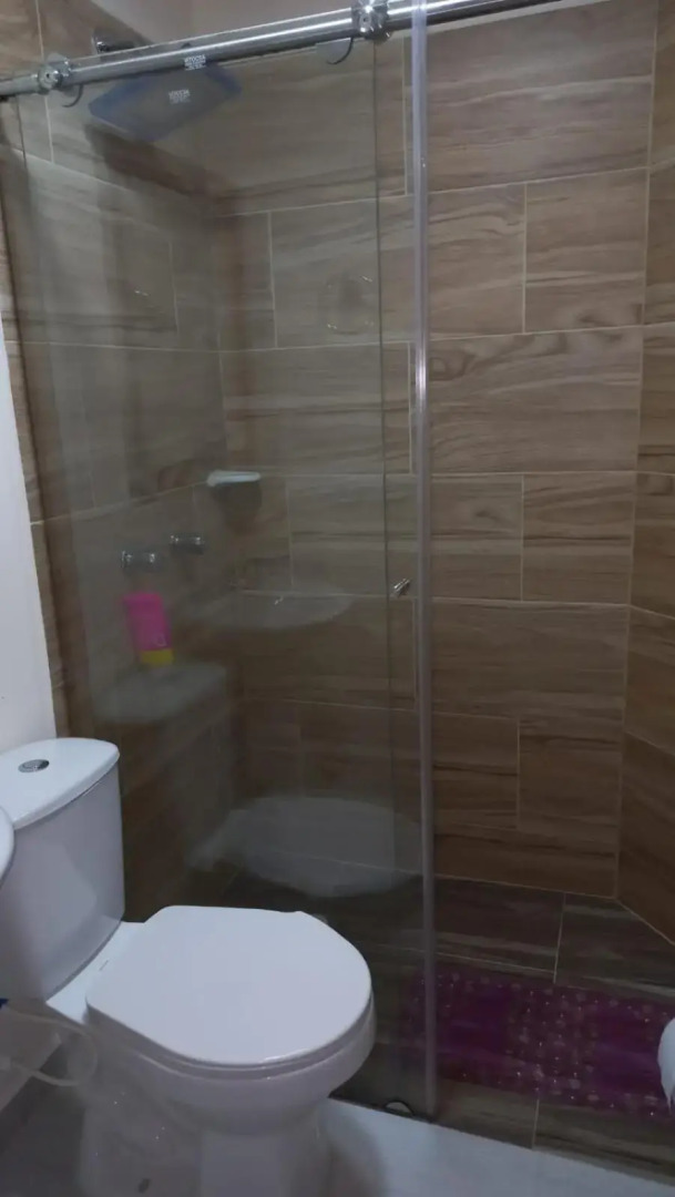 Apartamento con excelente ubicación.