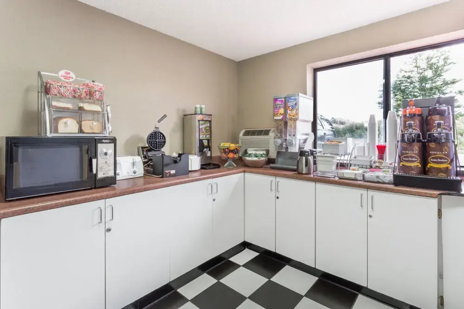 Super 8 Kenosha/Pleasant Prairie