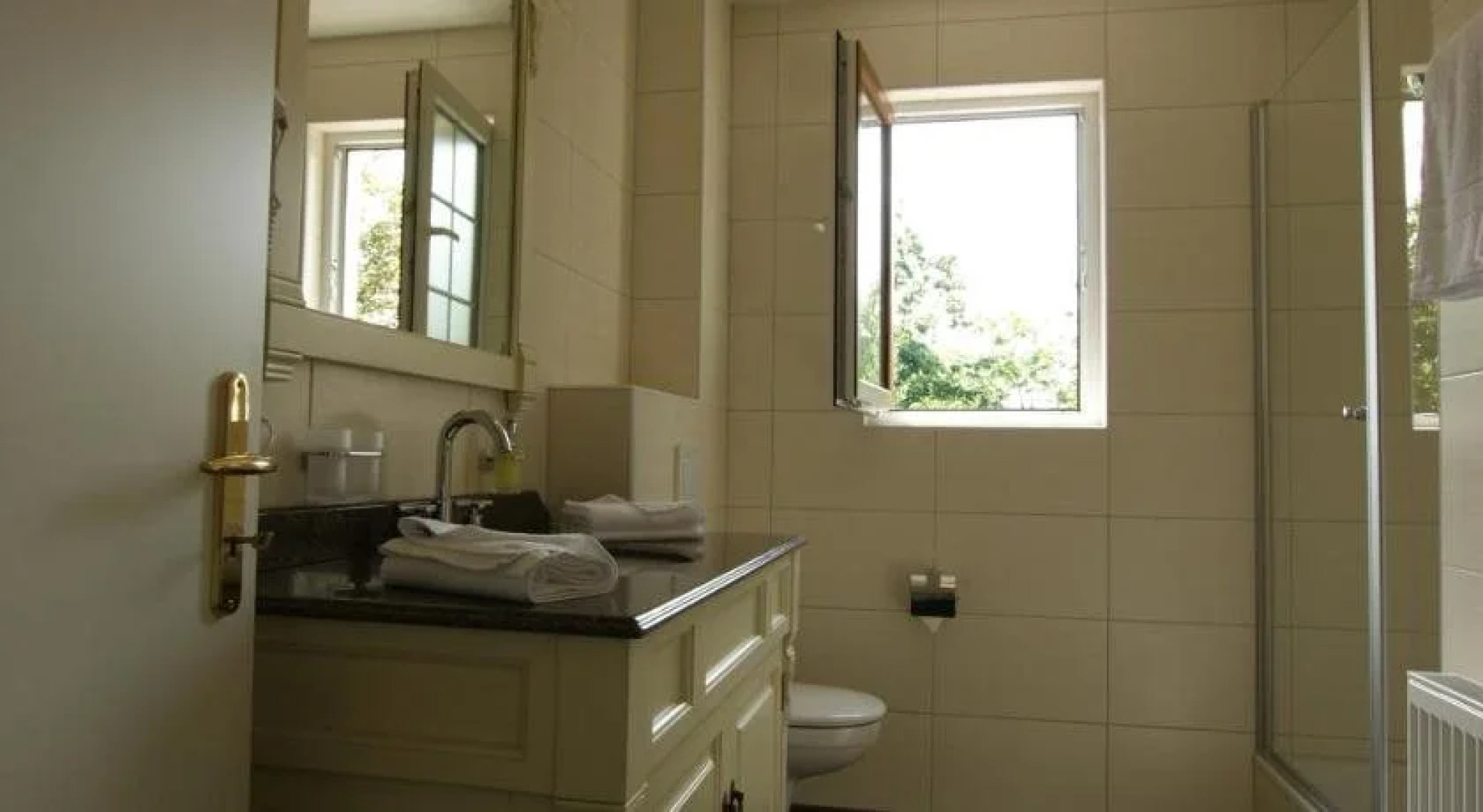 Waldcaf Hotel Restaurant