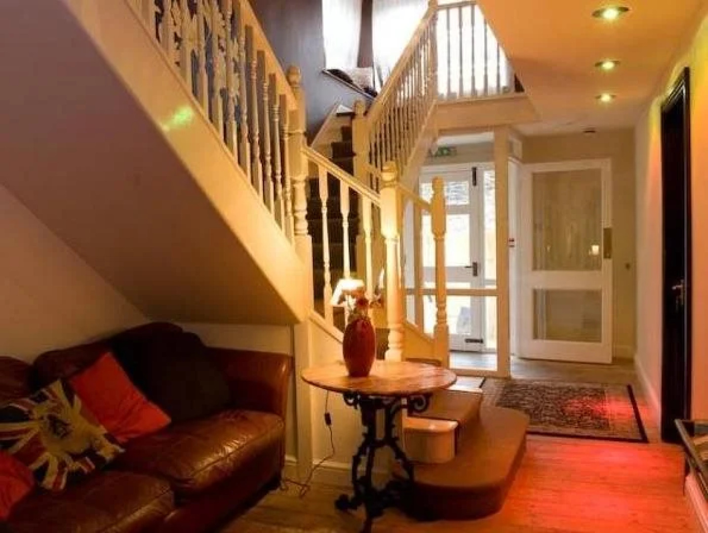 The Old Bath Arms Hotel