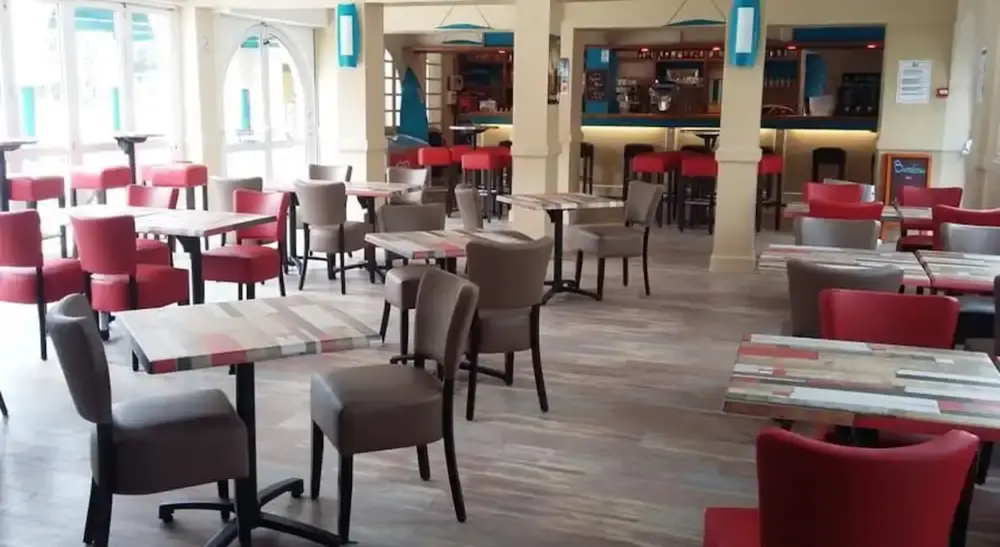 Bungalow With 3 Bedrooms in Saint-jean-de-monts, With Pool Access, Fur