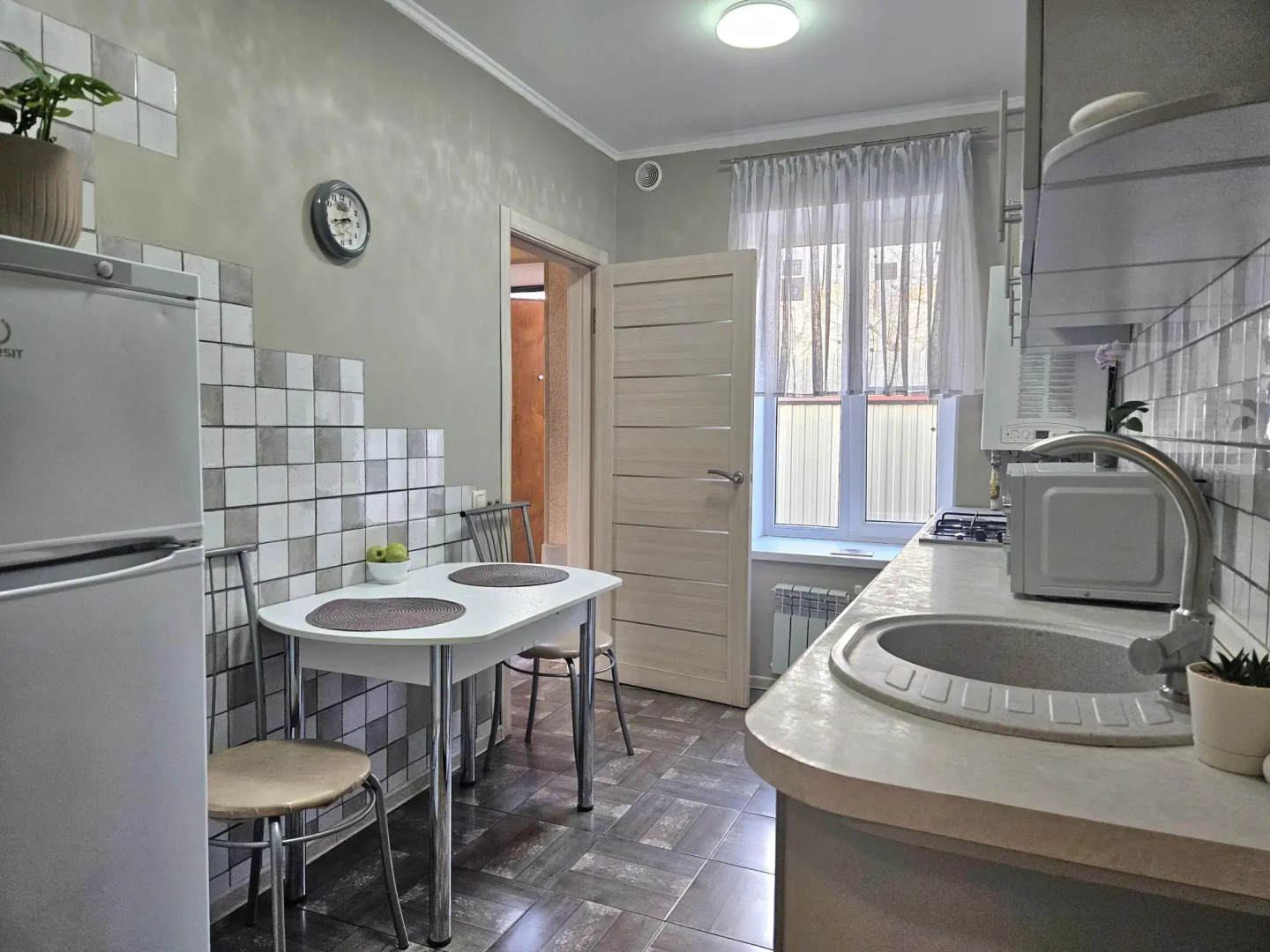 На Медном переулке 1