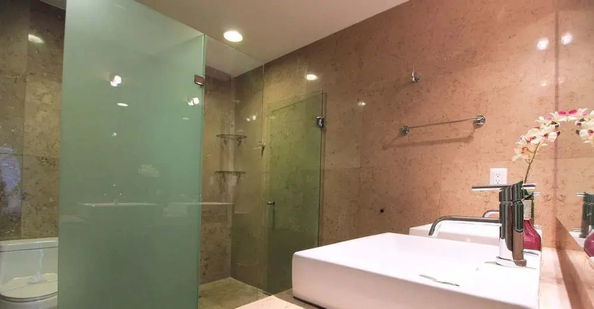 Casa Ave, Luxury & Resort Living