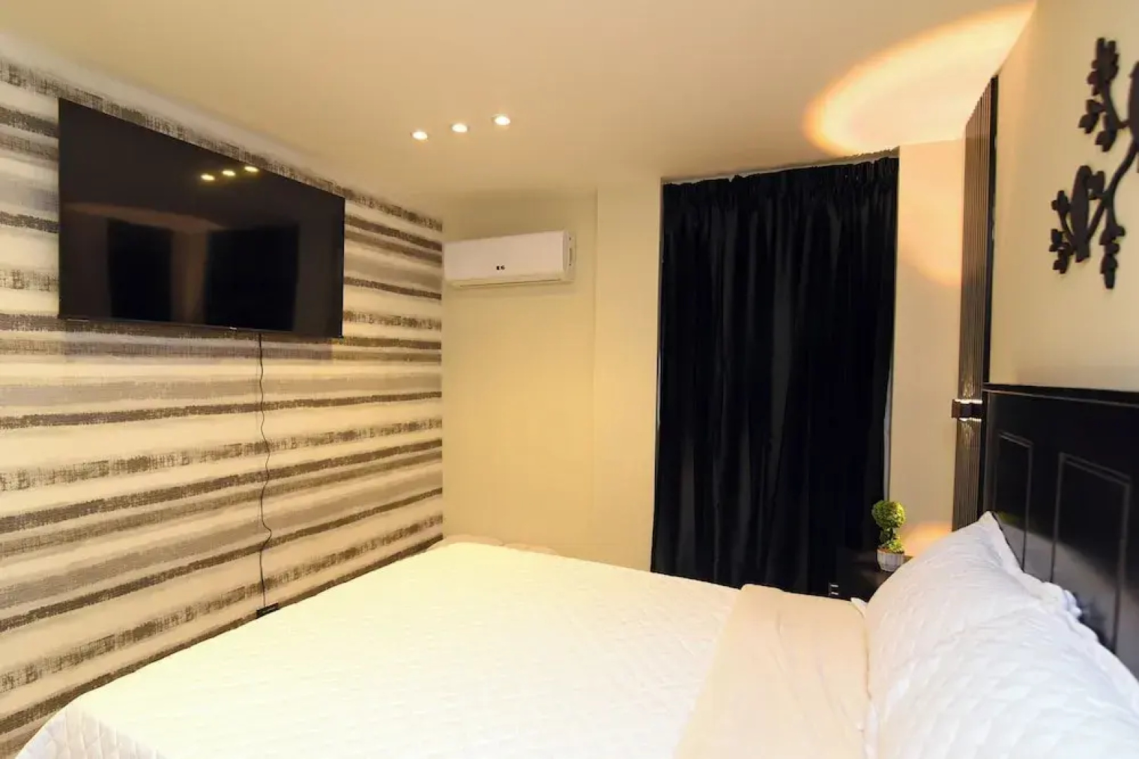 solmirooms