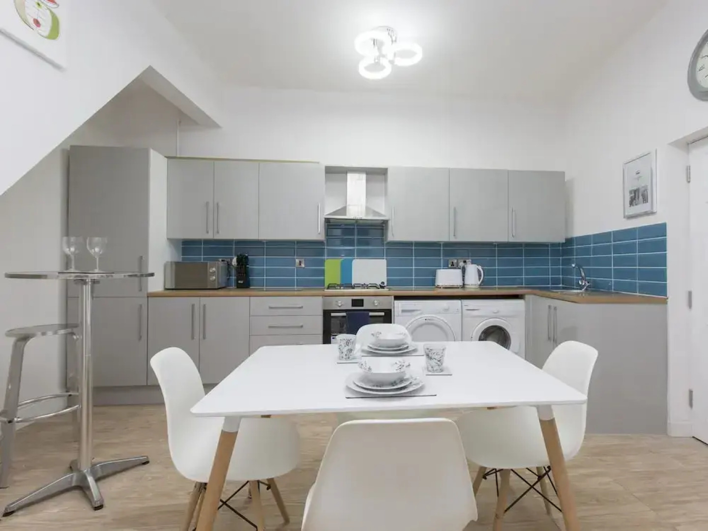 Townhouse Plus @ 40 West St