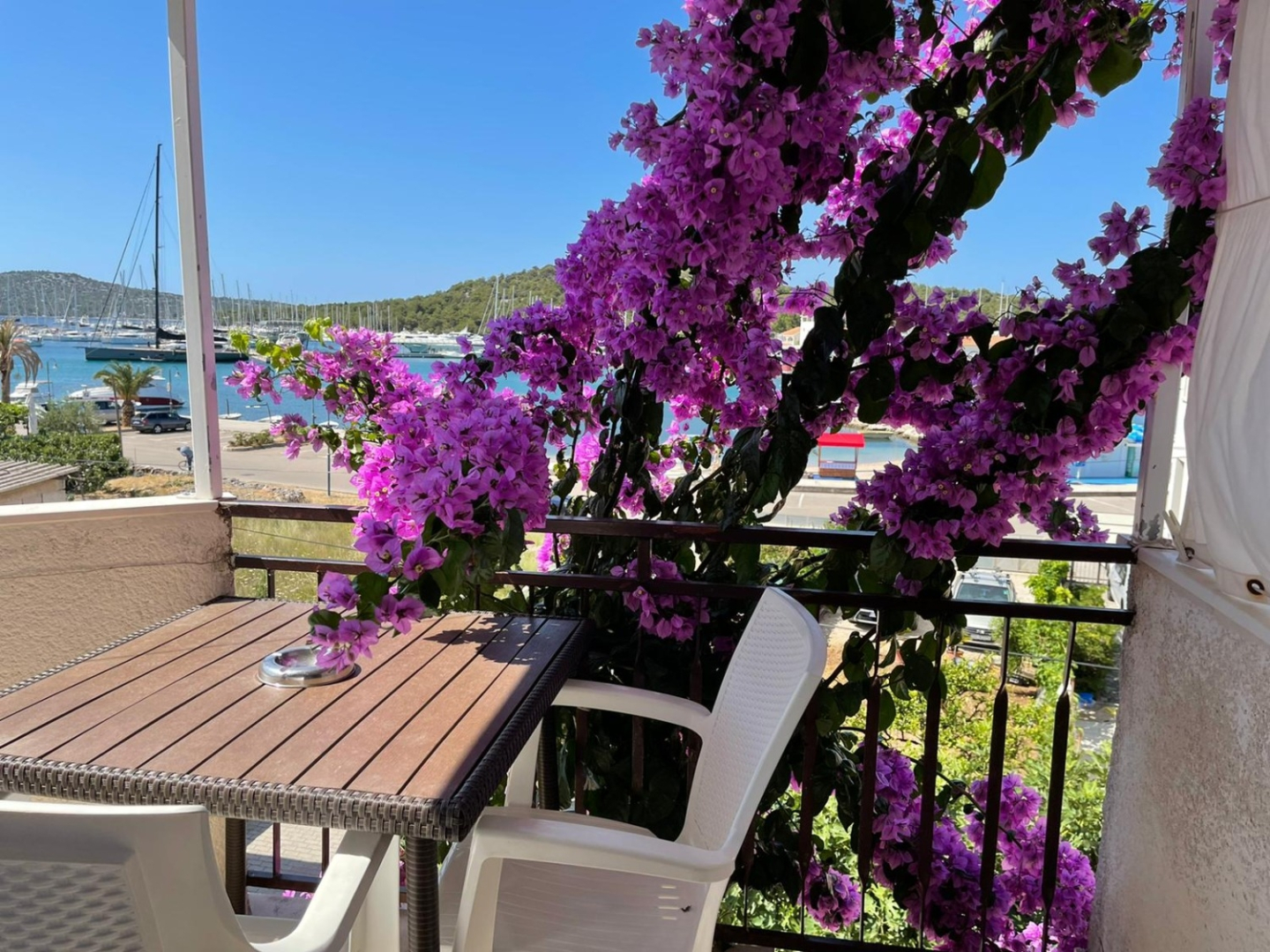 Apartment Bilja - 20 M from the sea A2 Rogoznica, Riviera Sibenik