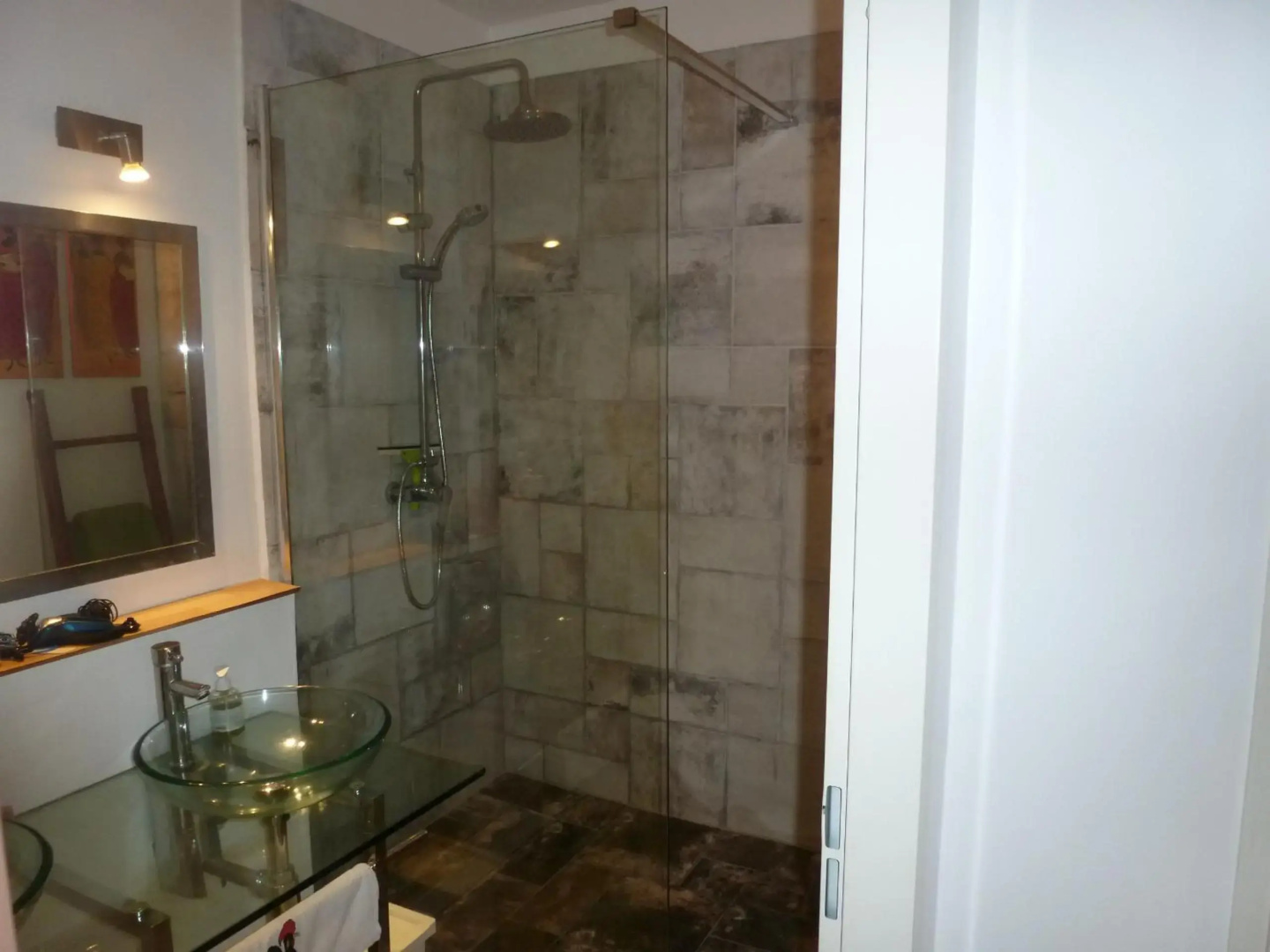appartement les pieds dans l'eau dans résidence de standing