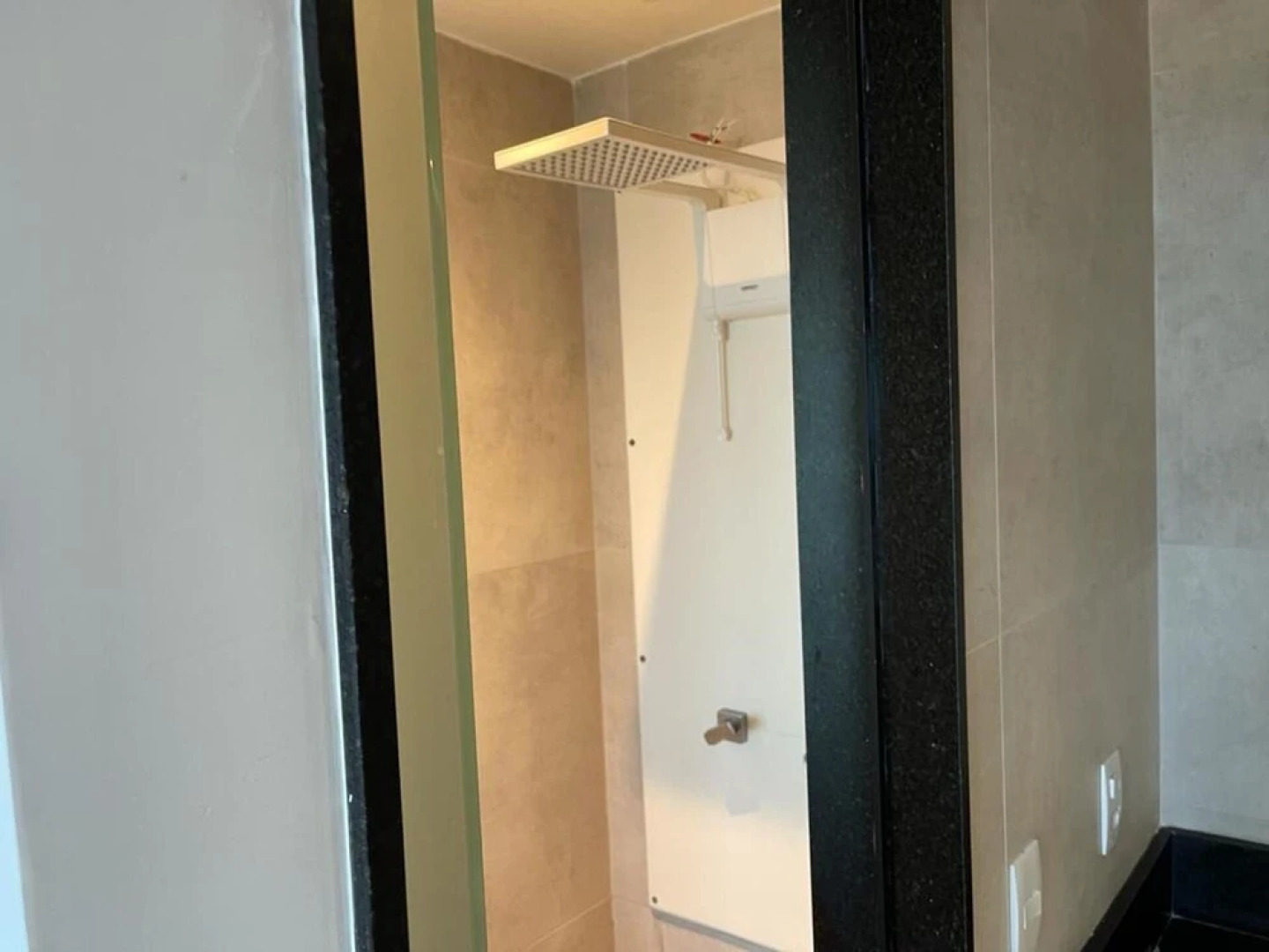 Luxury Brand New 1-bed Apartment in Jangada