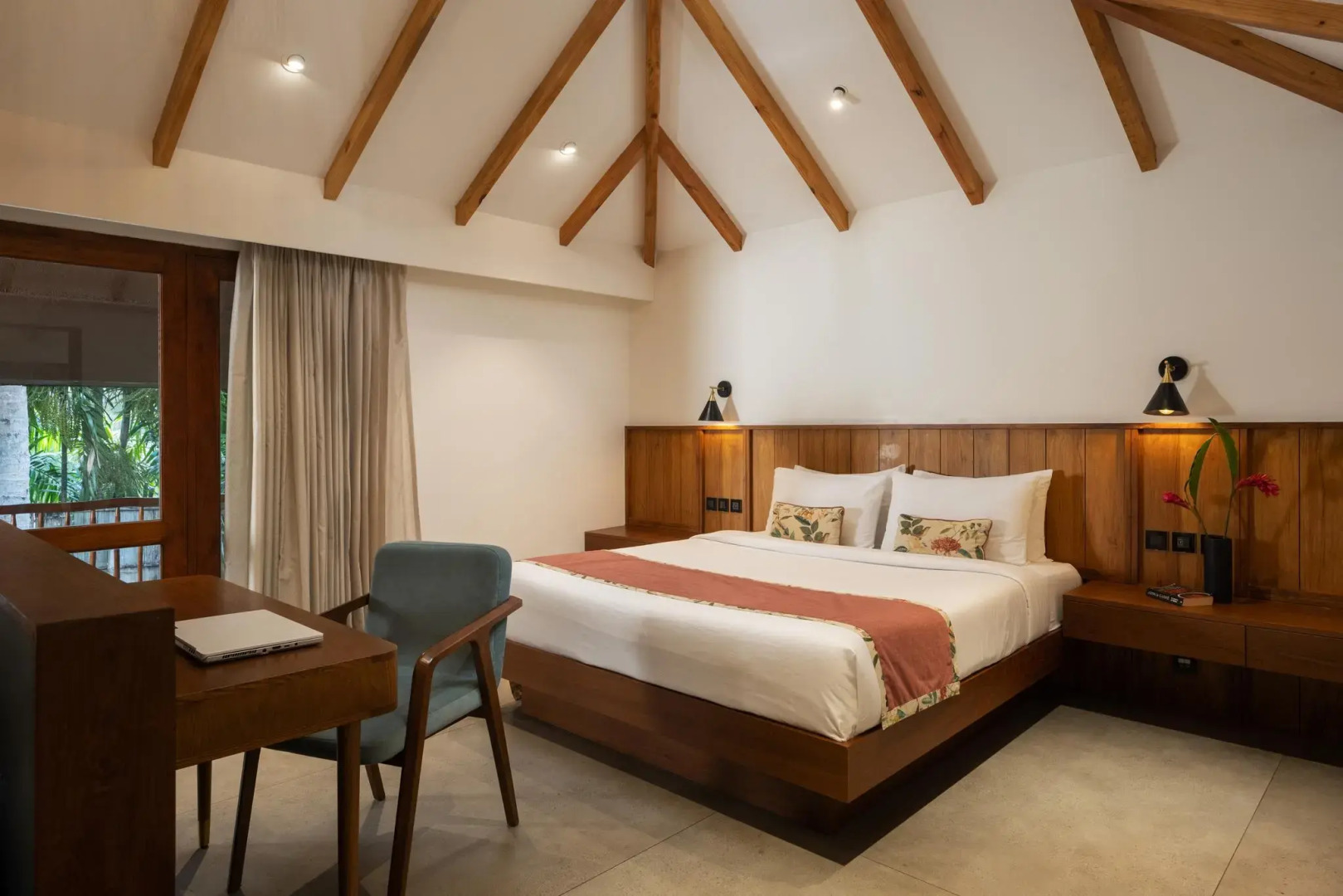 Coco Lagoon by Great Mount