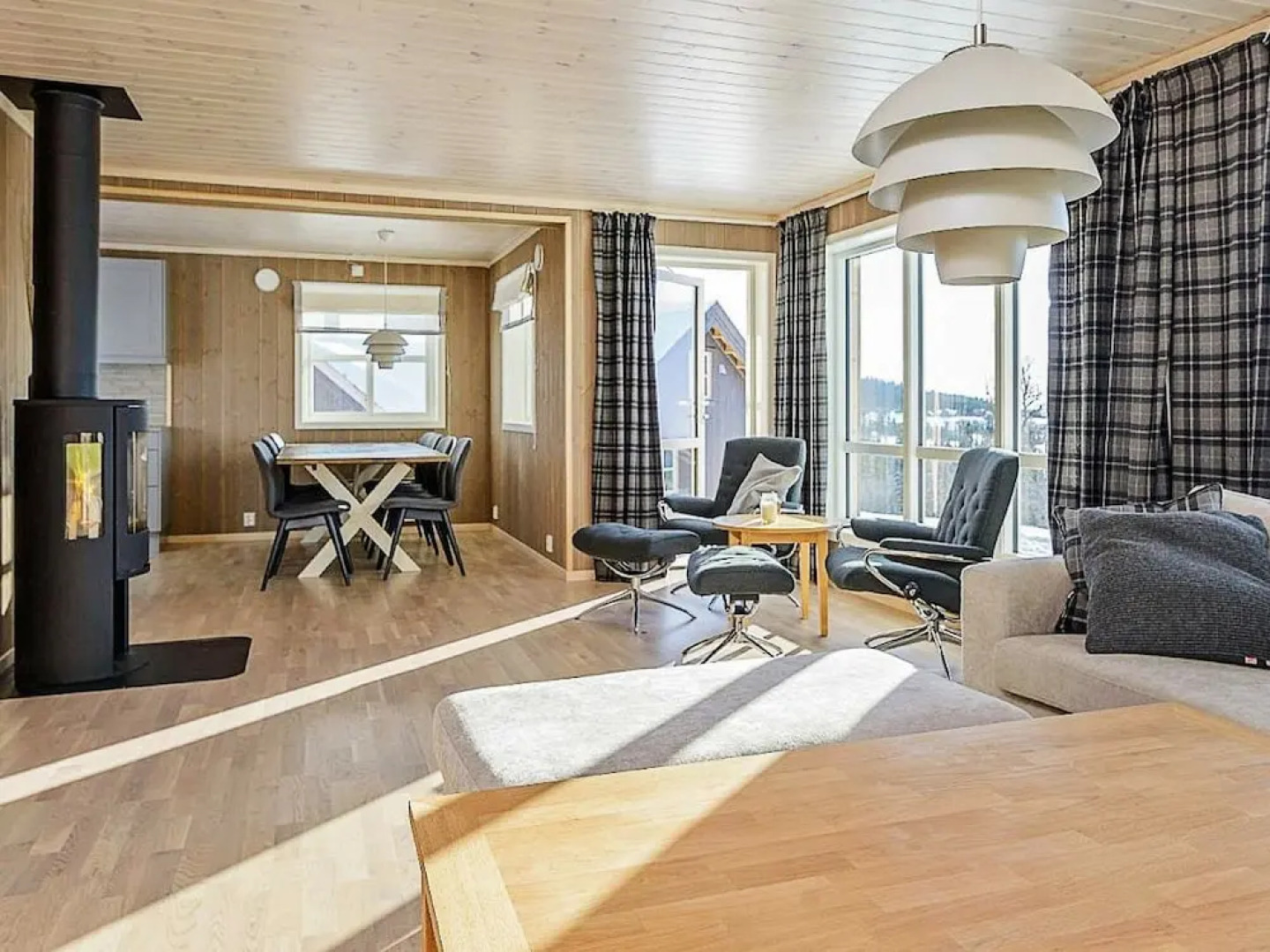 13 Person Holiday Home in Øyer