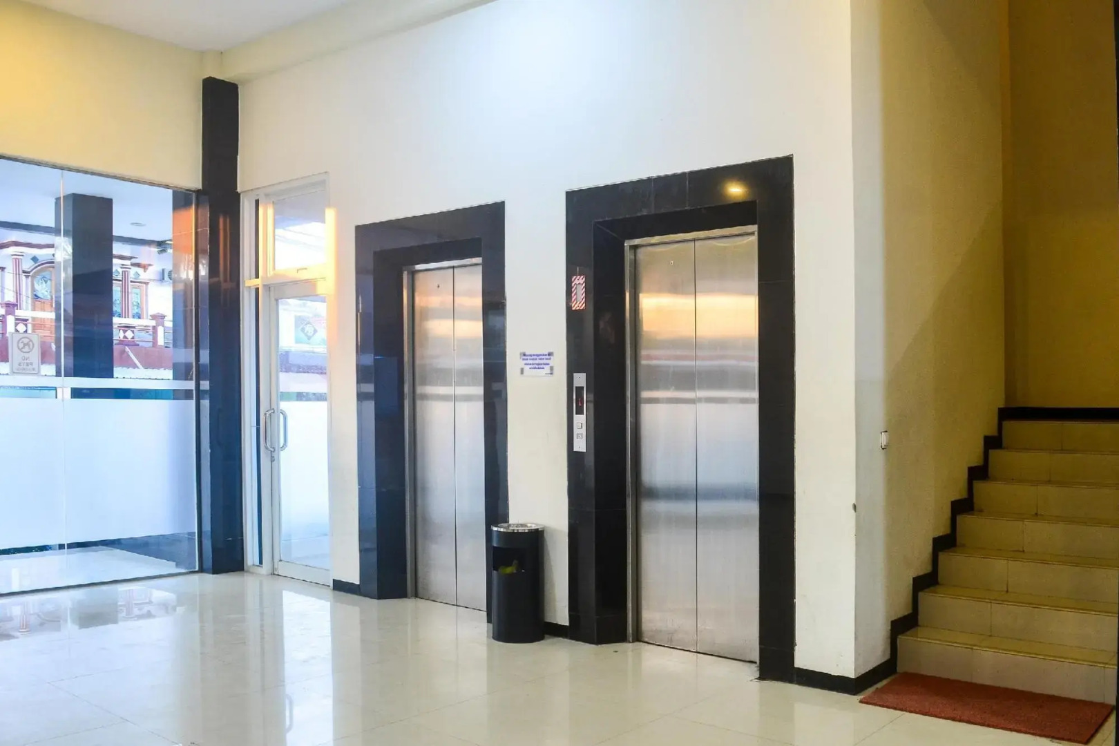 Hotel Grand Pacific by OYO Rooms