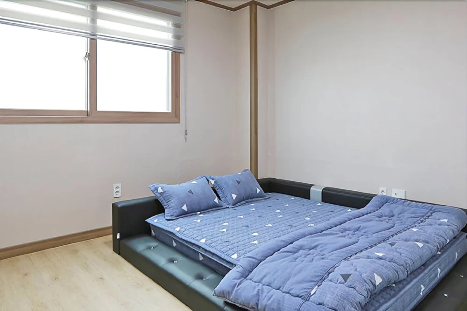 Sokcho Dal Beach Pension