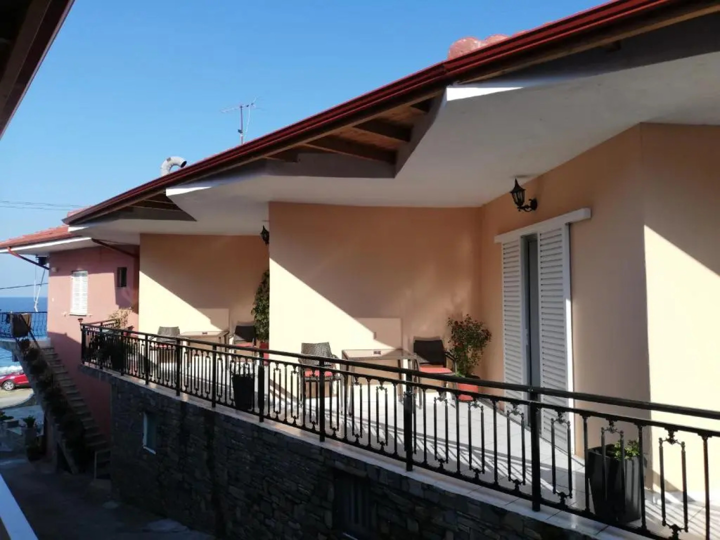 Eleni Kandilari Rooms