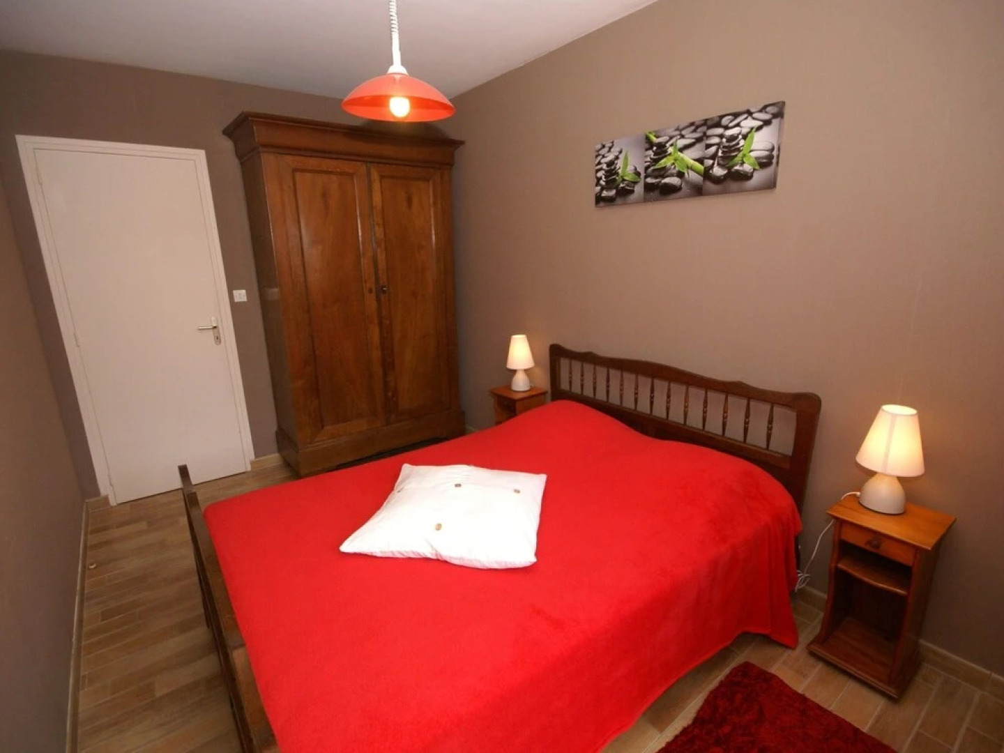 Secluded Holiday Home in Surville With Garden & Centre Nearby