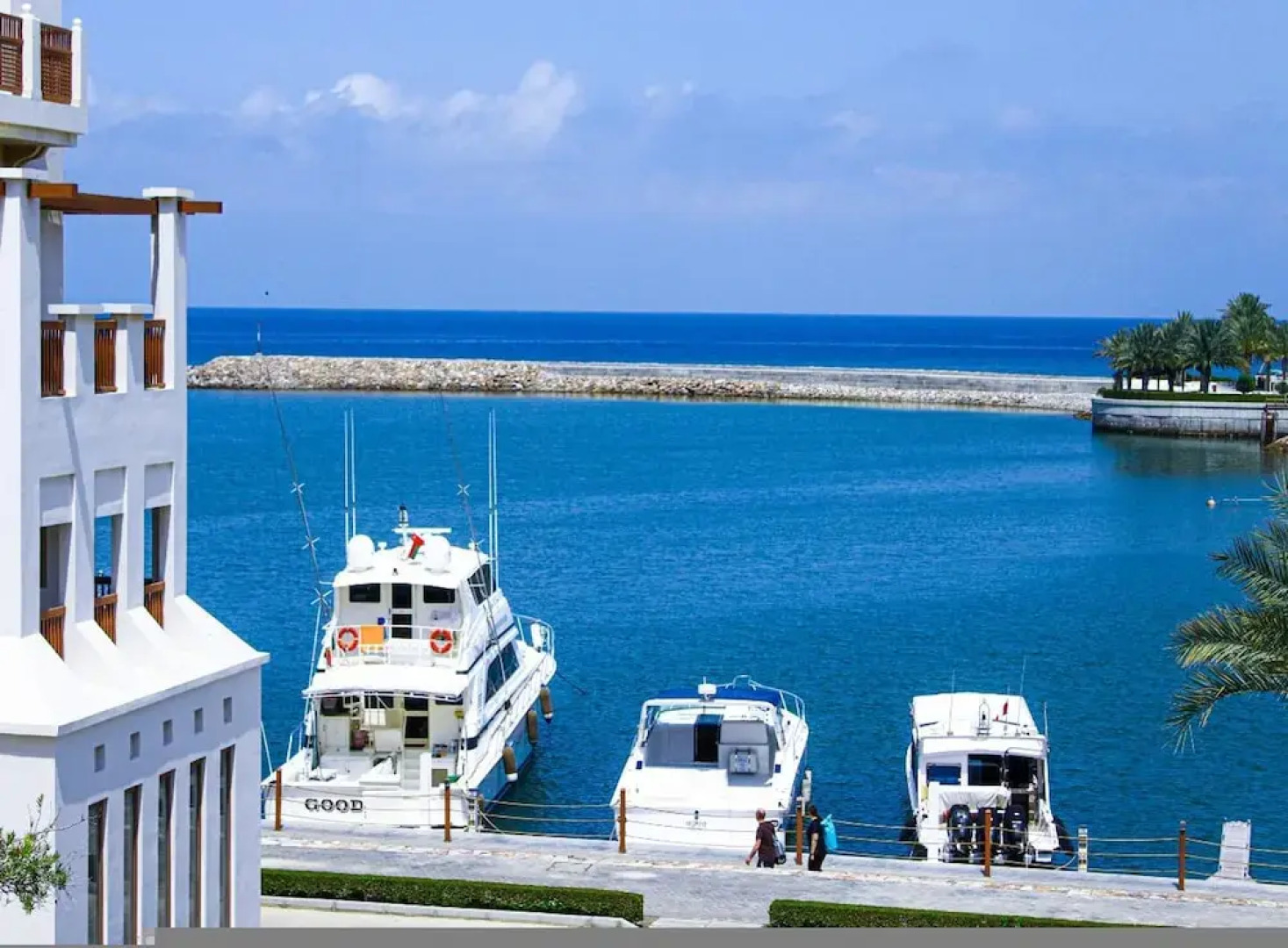 Stunning 3-bedroom Coastal Retreat