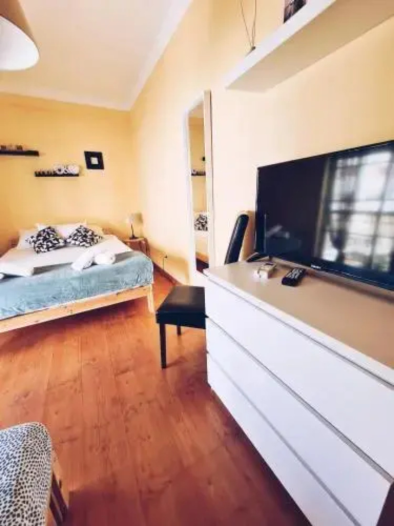 DOWNTOWN-Guest House