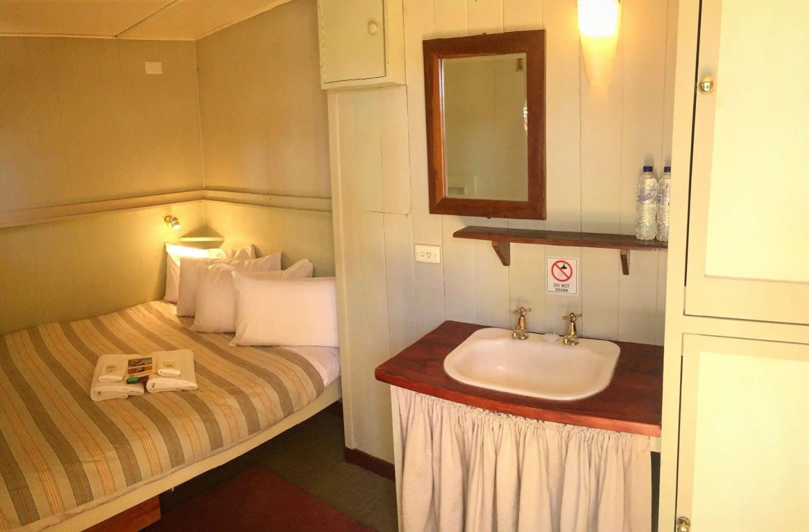 Paddlesteamer Emmylou Boatel