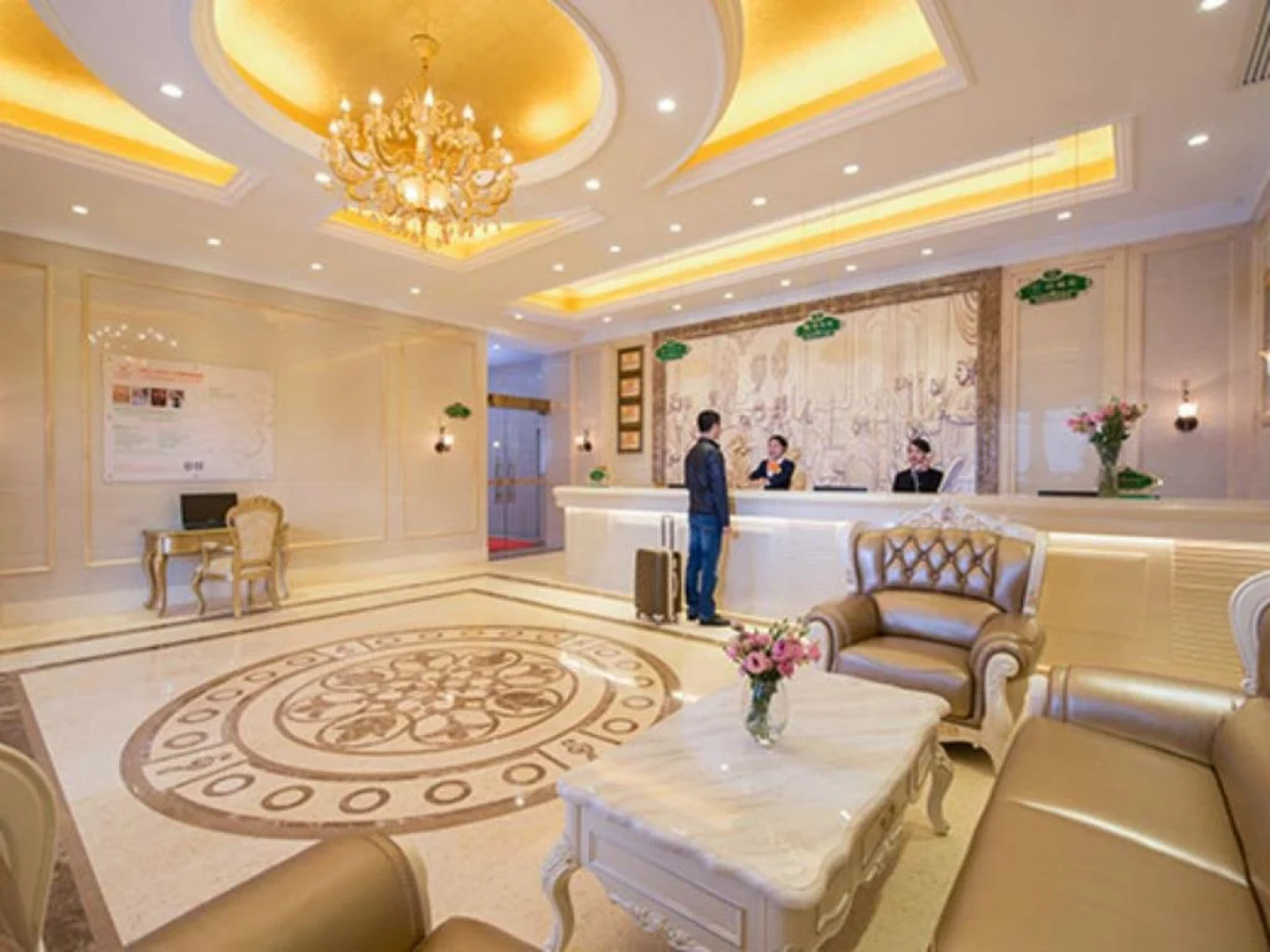 Vienna International Hotel Meizhou Dingzi Bridge