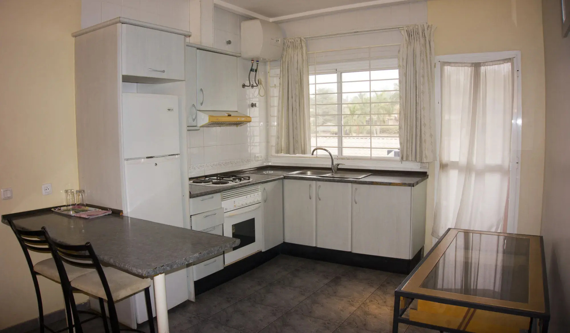 Crown Apartamento Hotel