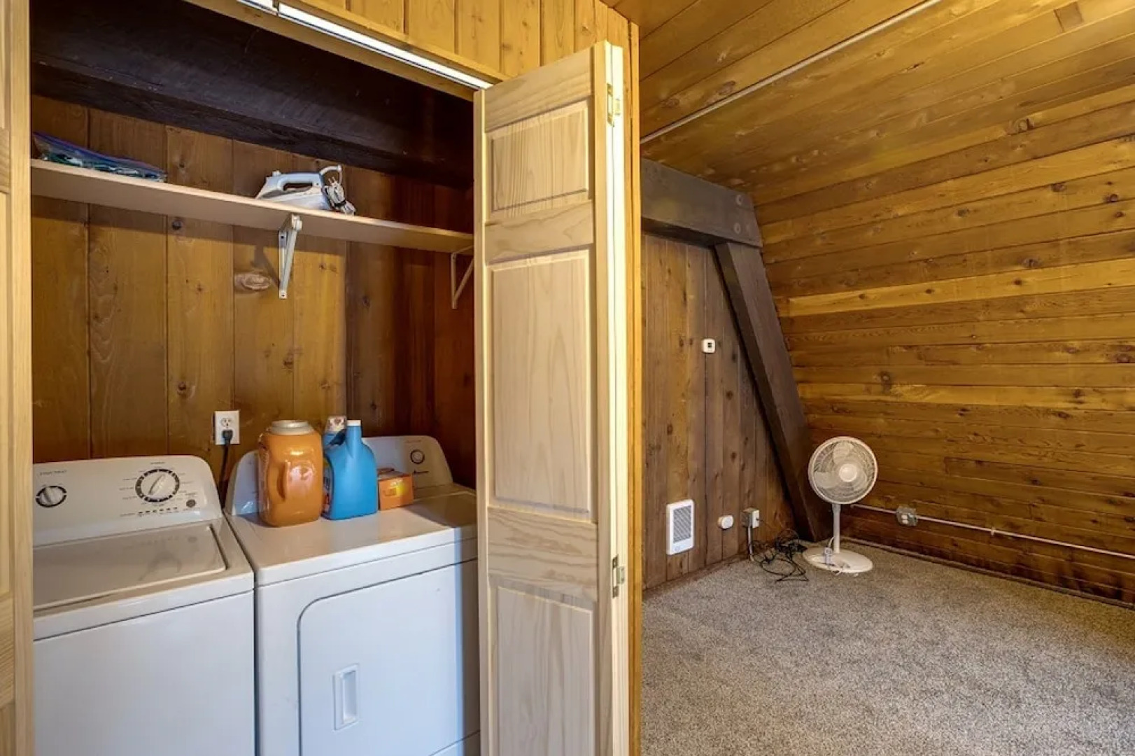 05MBH - Economical - WiFi - Pets Ok - F/P - D/W - Sleeps 2